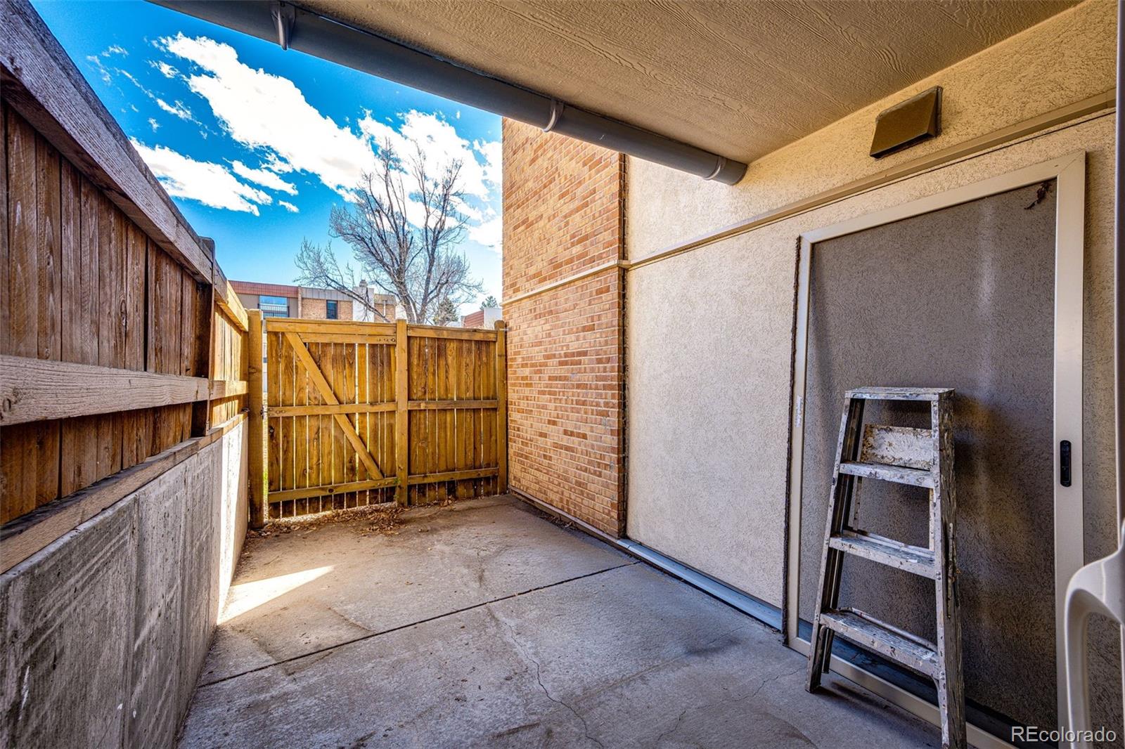 MLS Image #9 for 6455 e bates avenue,denver, Colorado