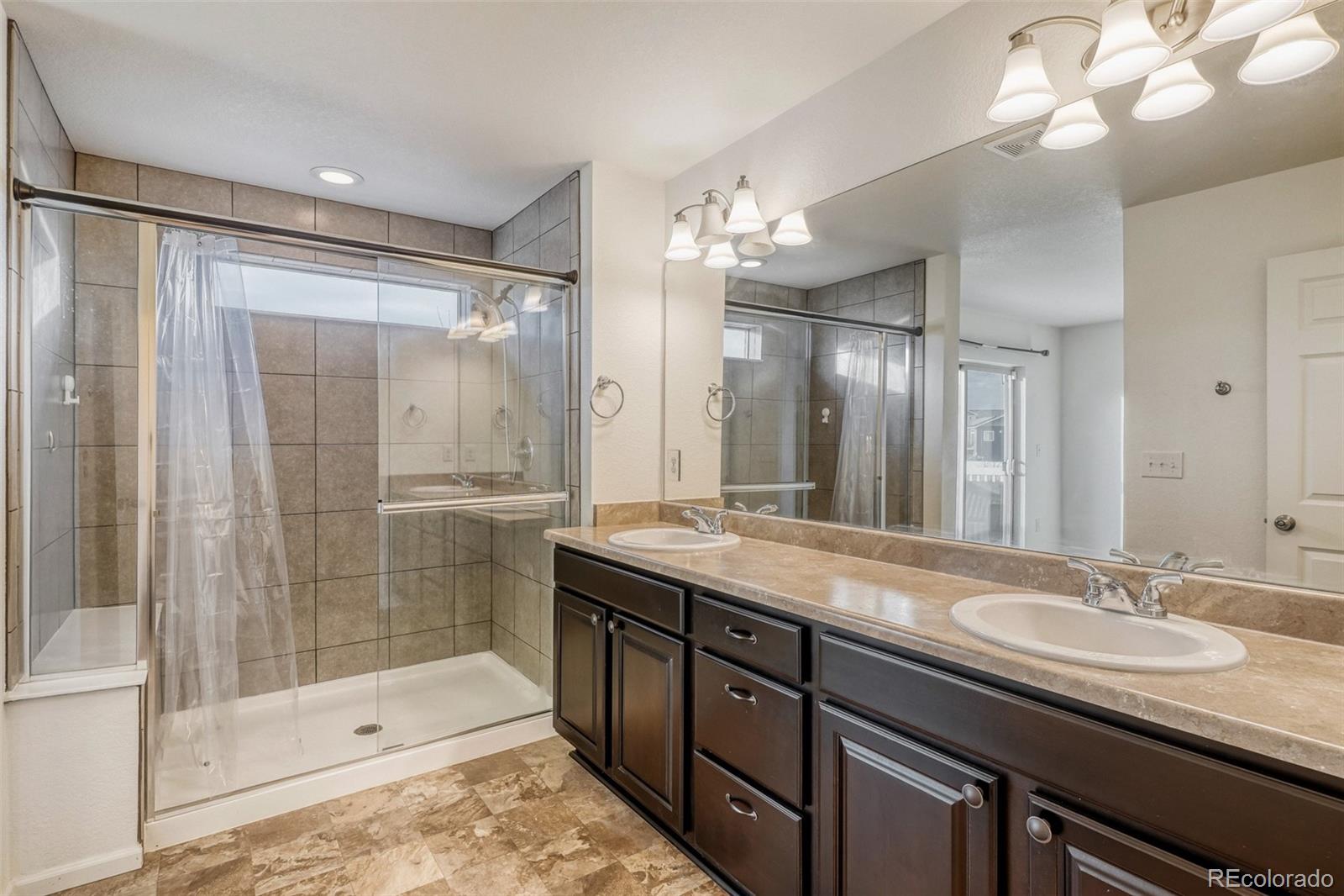 MLS Image #20 for 19001 e 55th avenue,denver, Colorado