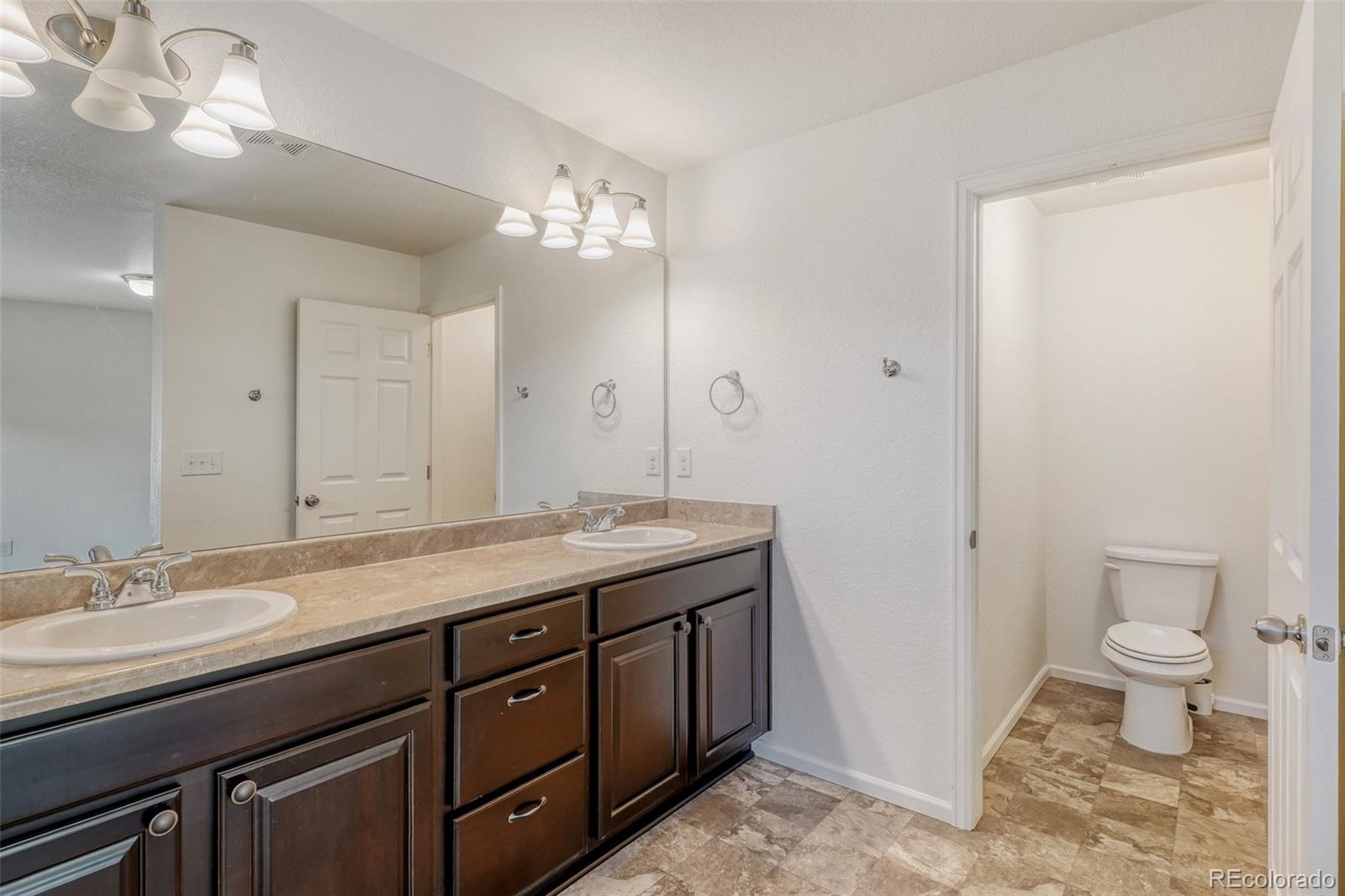 MLS Image #21 for 19001 e 55th avenue,denver, Colorado