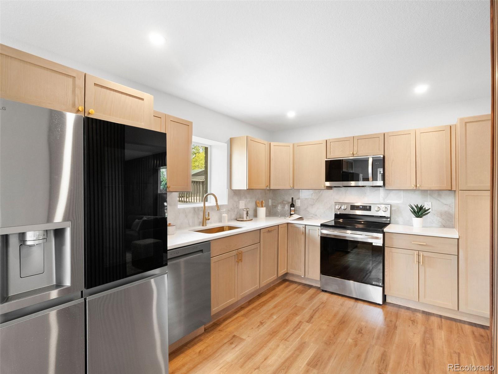 MLS Image #9 for 1551 s univeristy boulevard,denver, Colorado