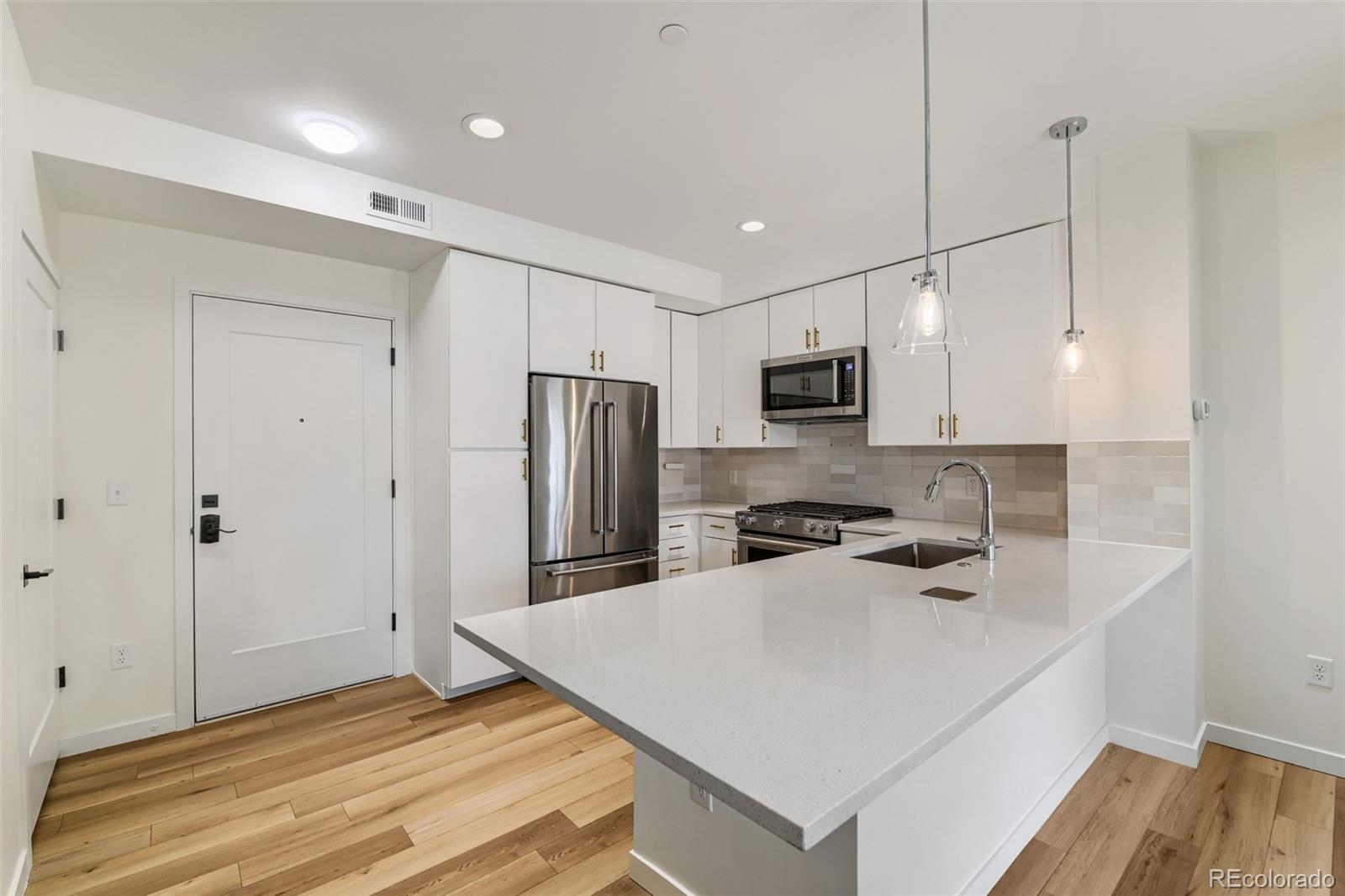 MLS Image #2 for 7357  grandview avenue,arvada, Colorado