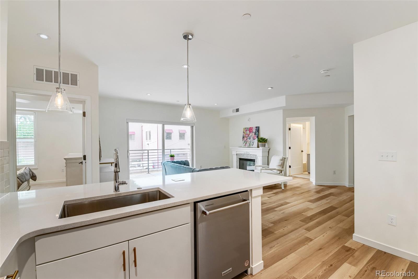 MLS Image #6 for 7357  grandview avenue,arvada, Colorado