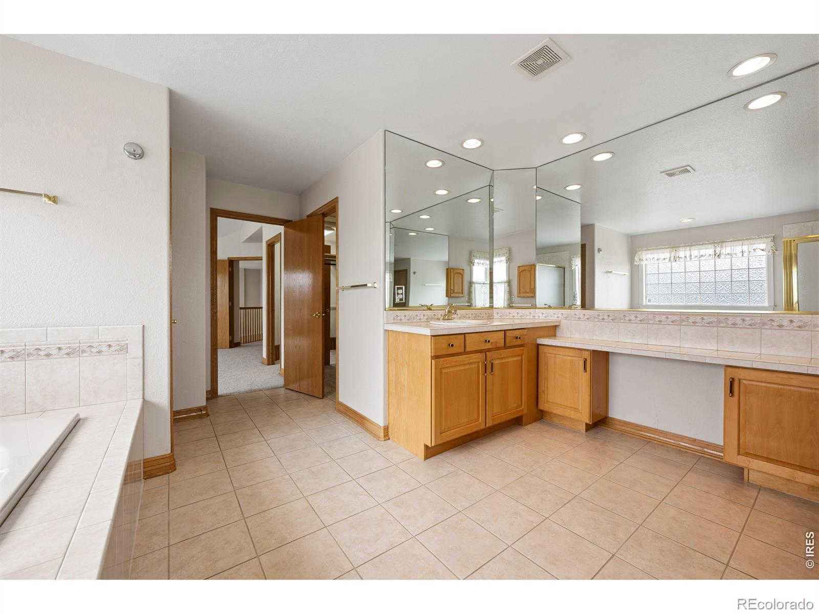 MLS Image #27 for 11790  pleasant view ridge,longmont, Colorado