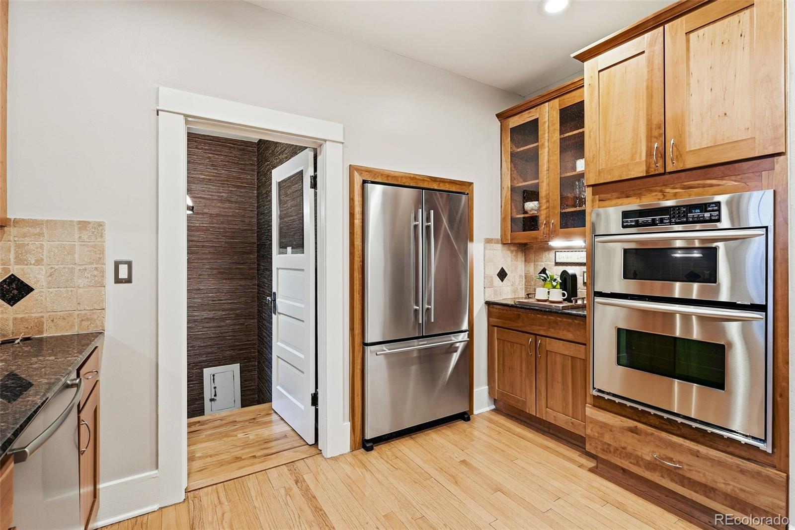MLS Image #20 for 309 s high street,denver, Colorado