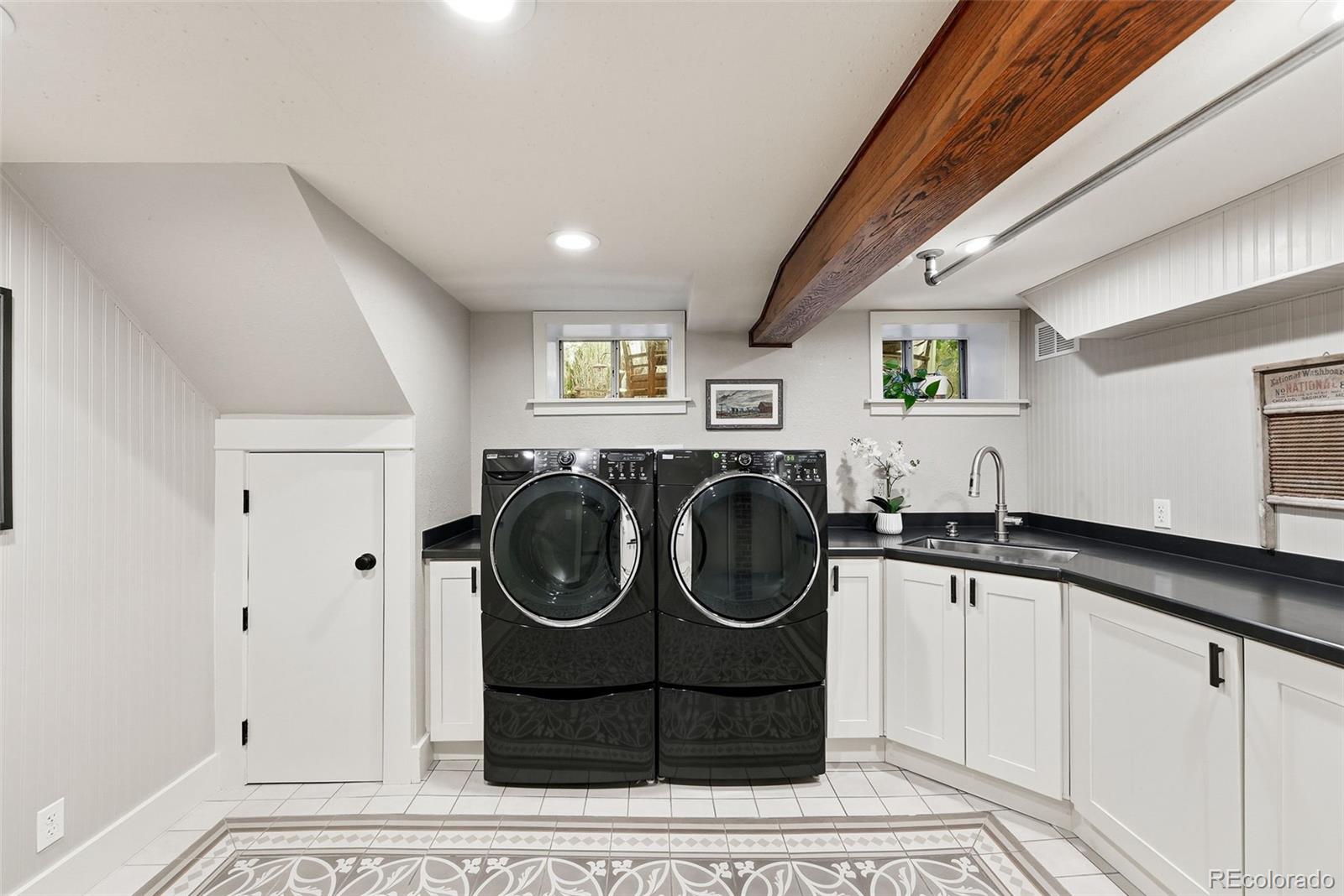 MLS Image #35 for 309 s high street,denver, Colorado