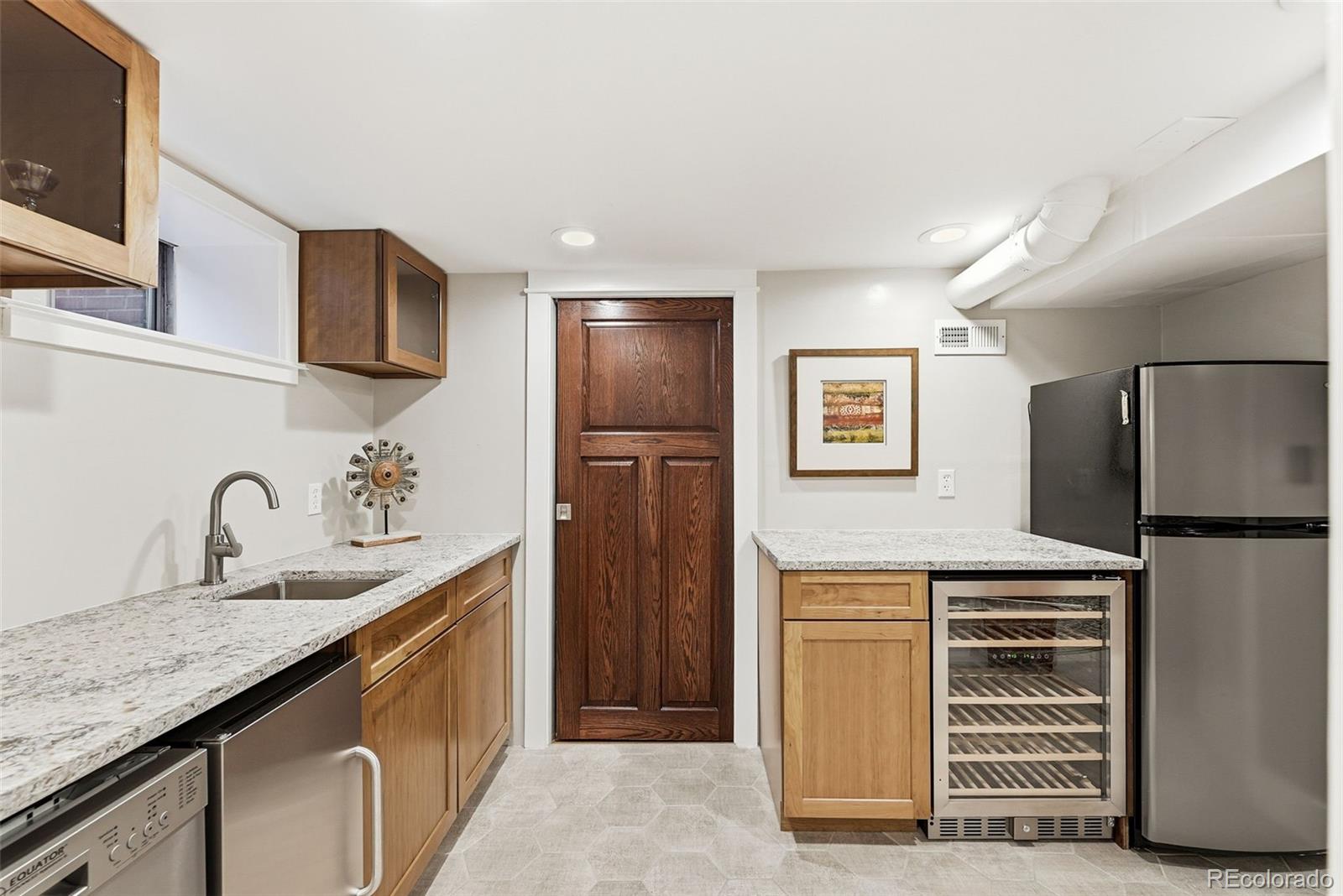 MLS Image #38 for 309 s high street,denver, Colorado