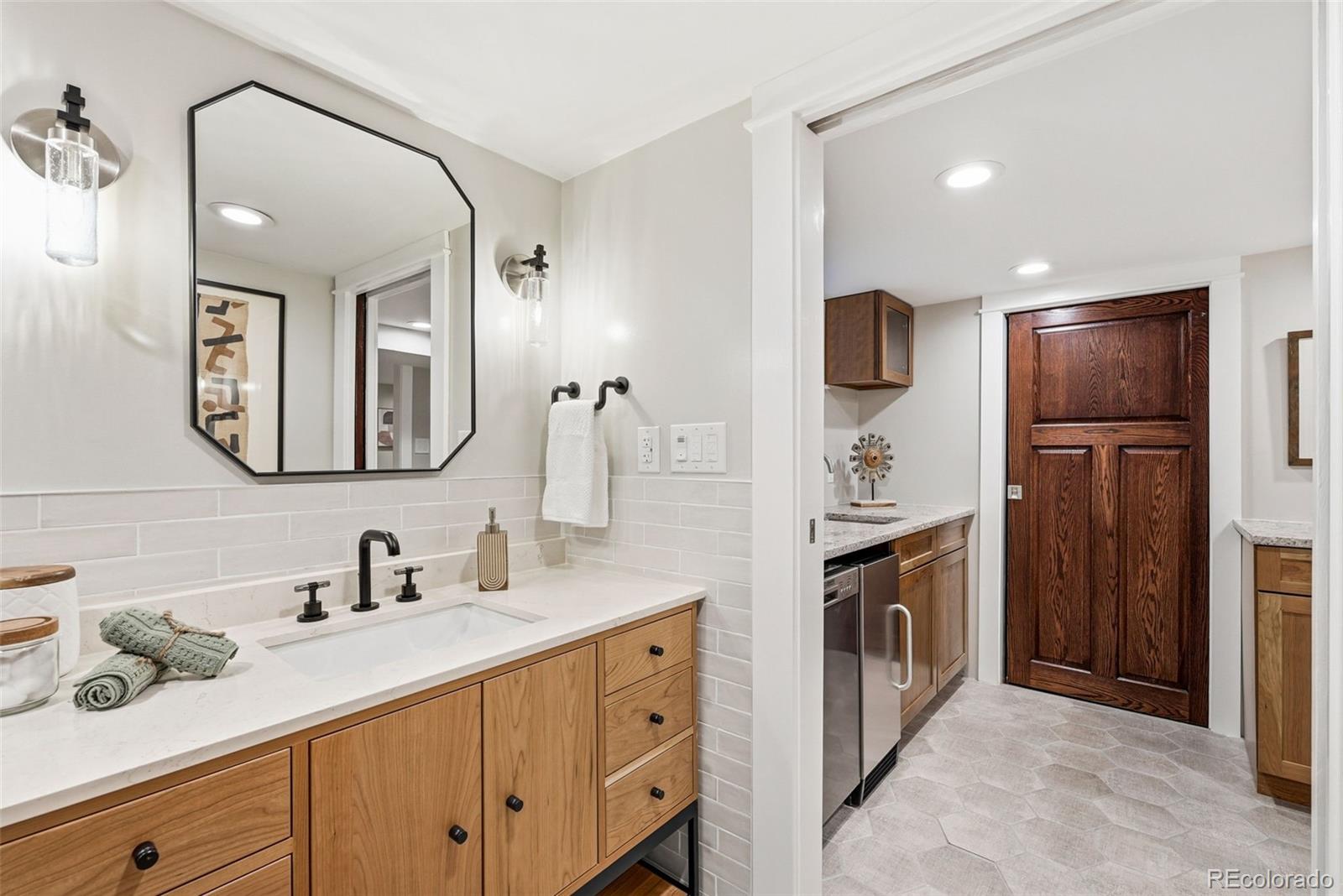 MLS Image #39 for 309 s high street,denver, Colorado