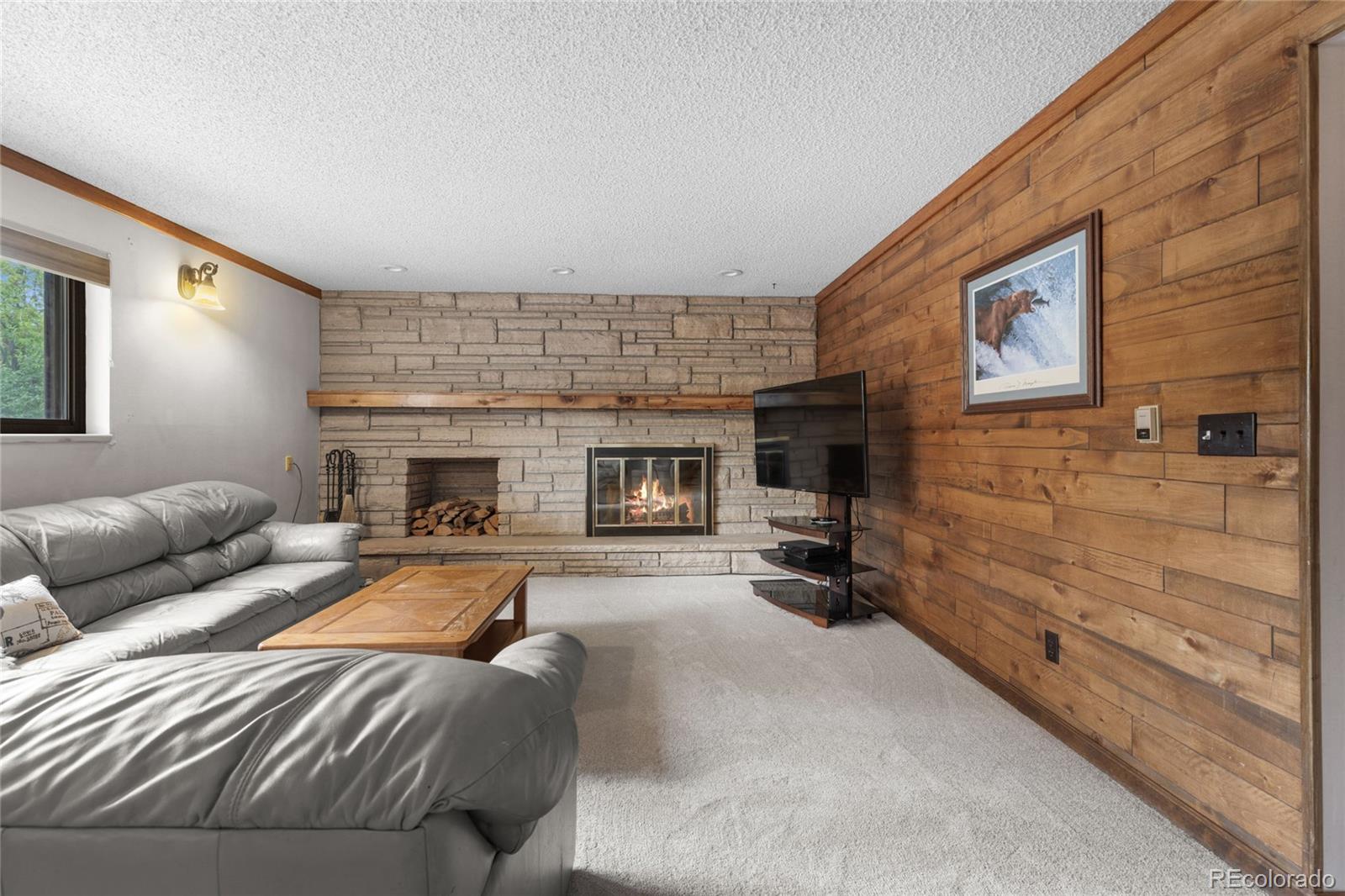 MLS Image #14 for 1055 e 16th avenue,broomfield, Colorado