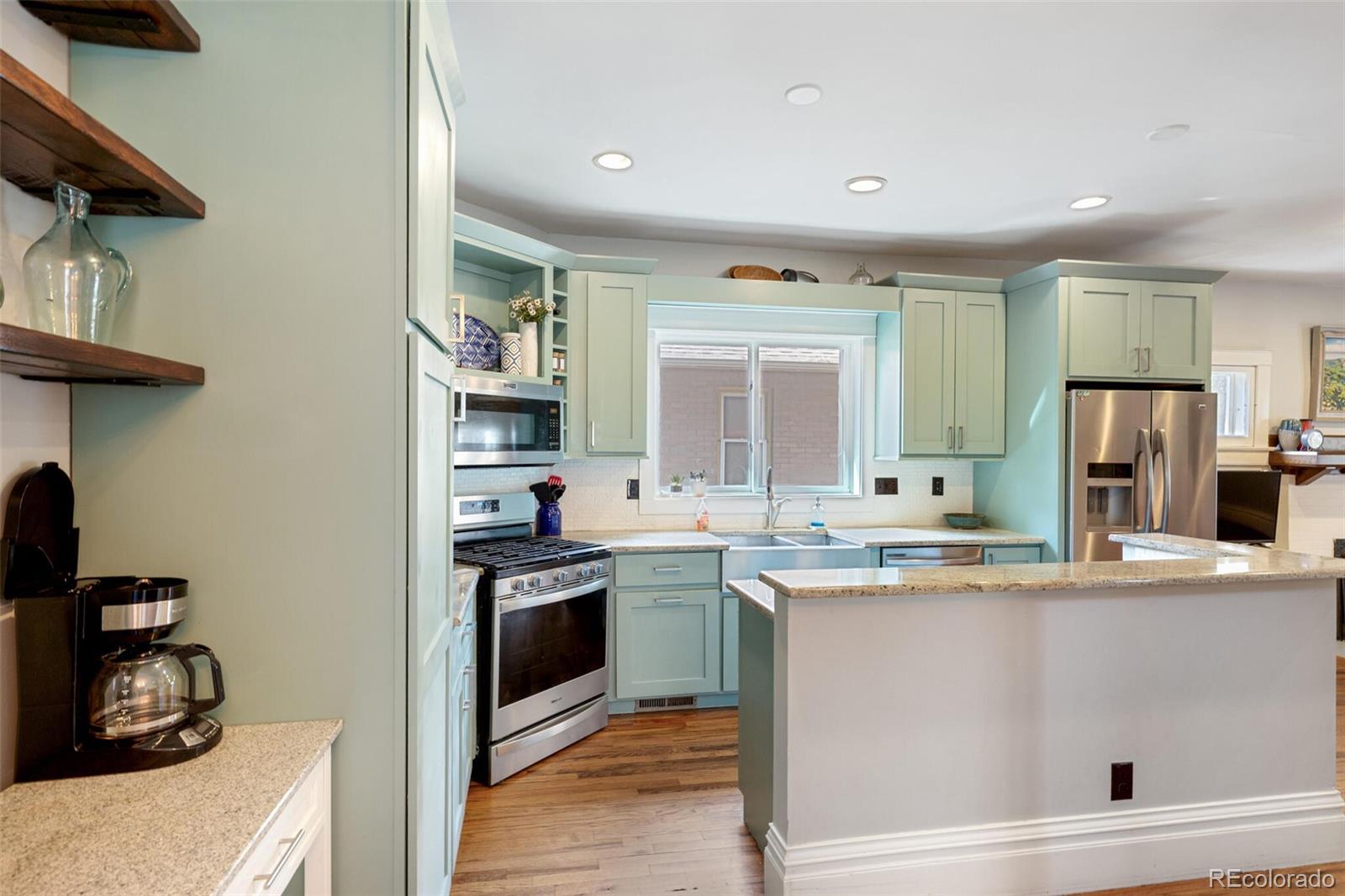 MLS Image #11 for 220 s emerson street,denver, Colorado