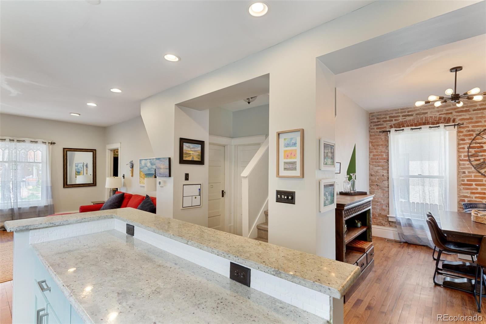 MLS Image #12 for 220 s emerson street,denver, Colorado