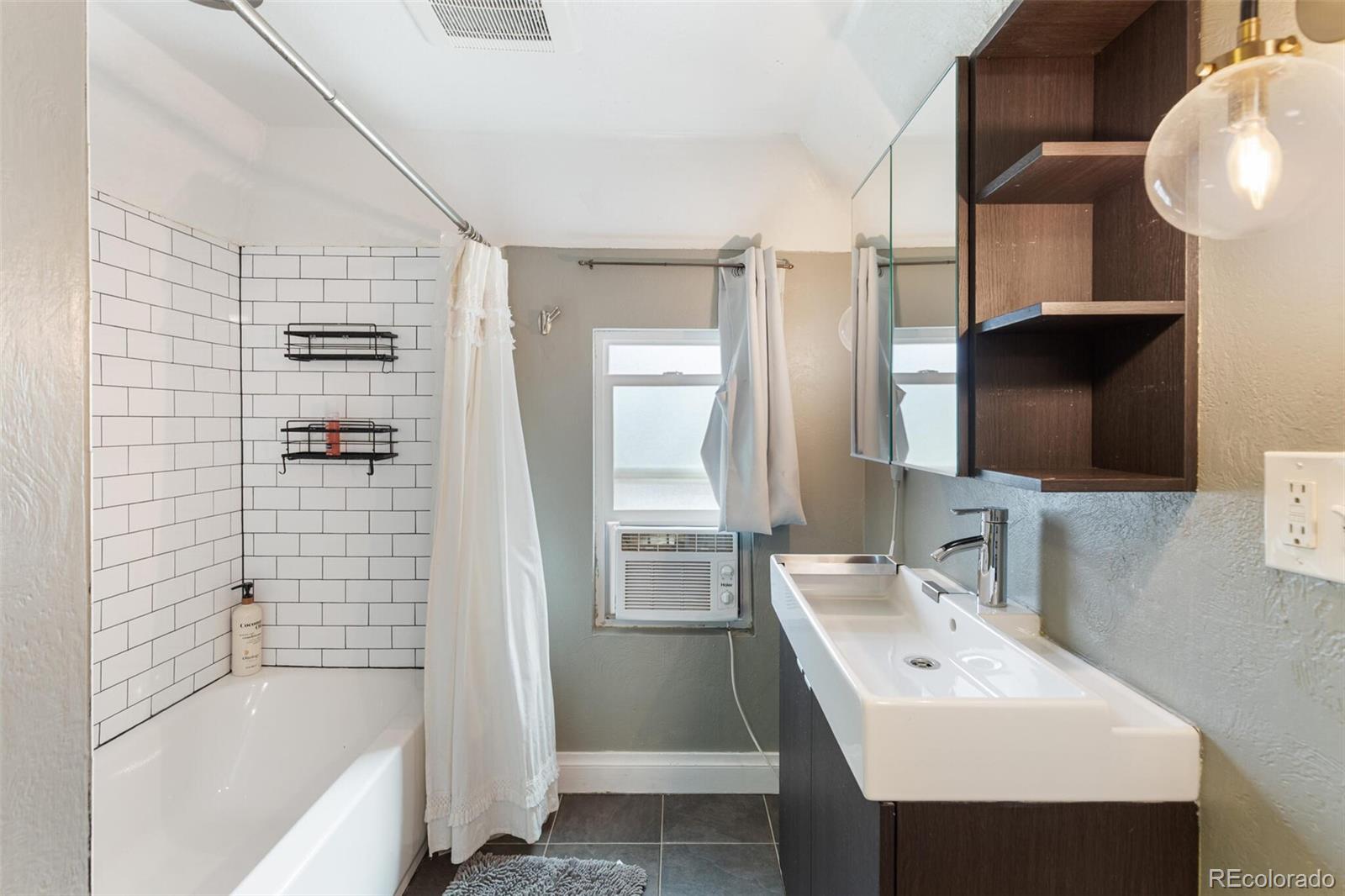 MLS Image #21 for 220 s emerson street,denver, Colorado