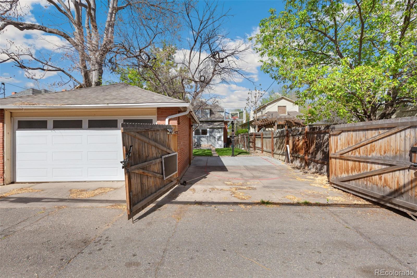 MLS Image #36 for 220 s emerson street,denver, Colorado