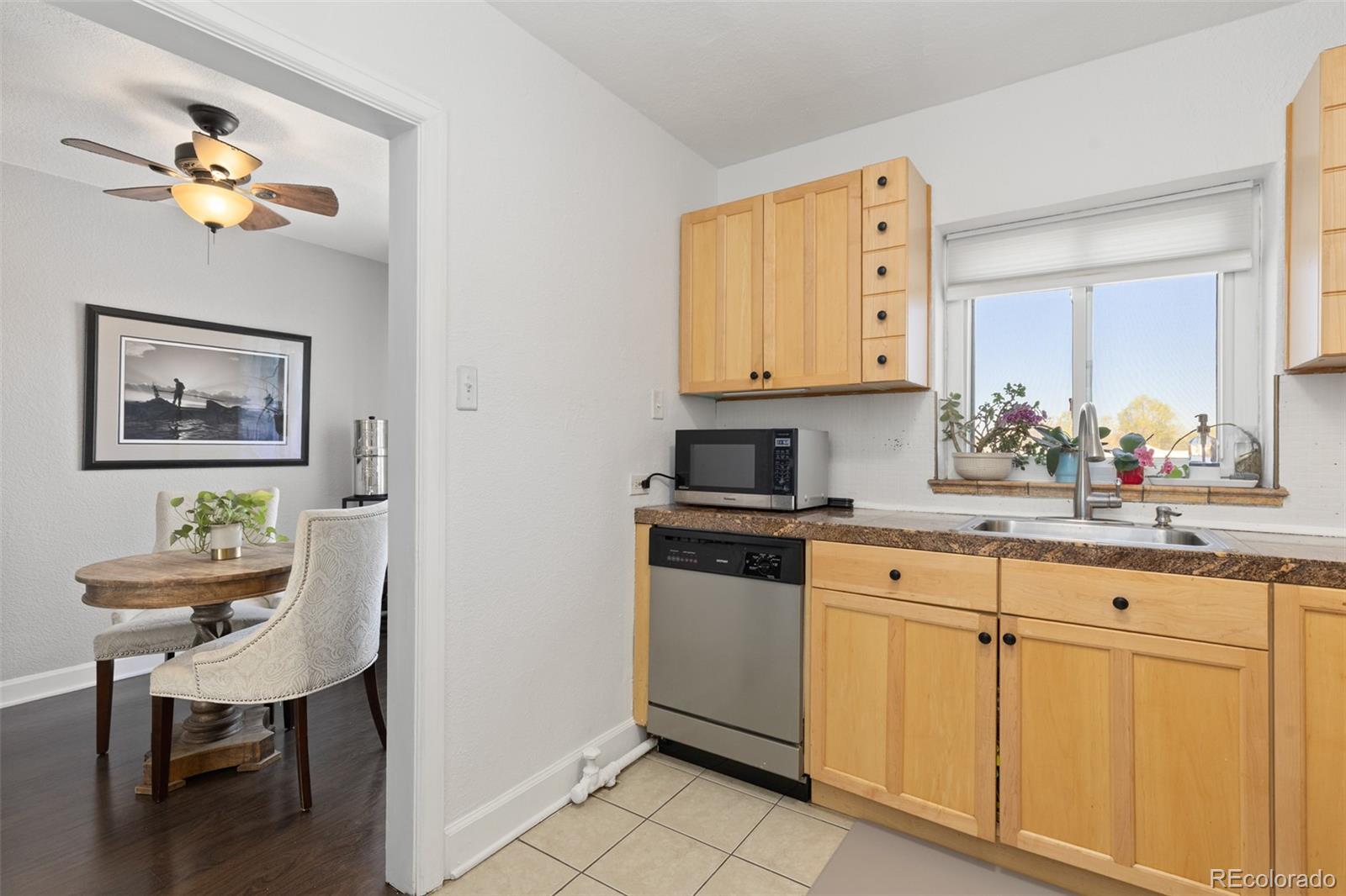 MLS Image #16 for 1481  ash street,denver, Colorado