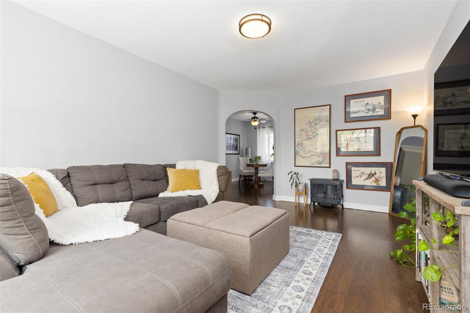 MLS Image #5 for 1481  ash street,denver, Colorado