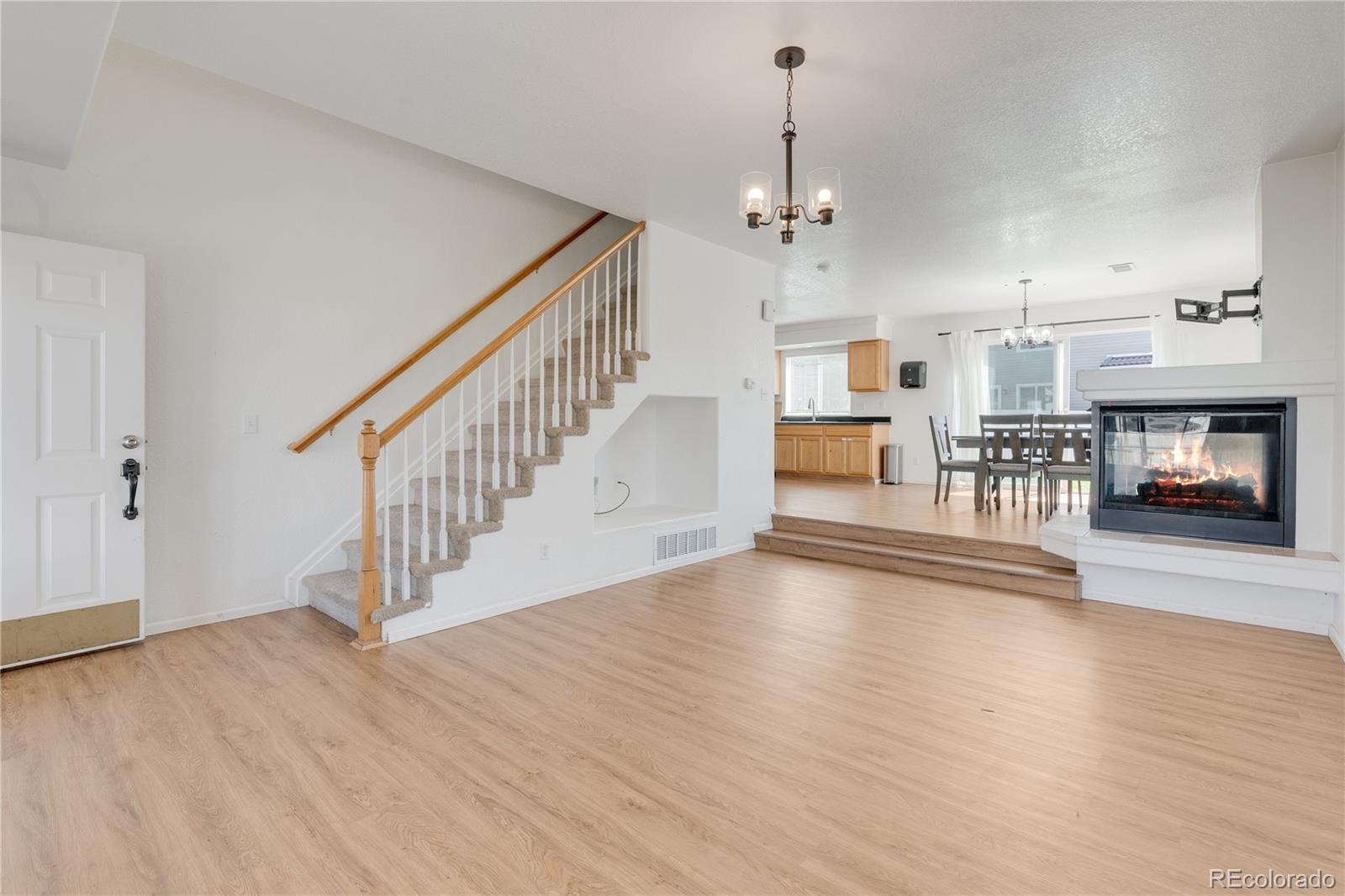 MLS Image #12 for 19656 e 50th avenue,denver, Colorado
