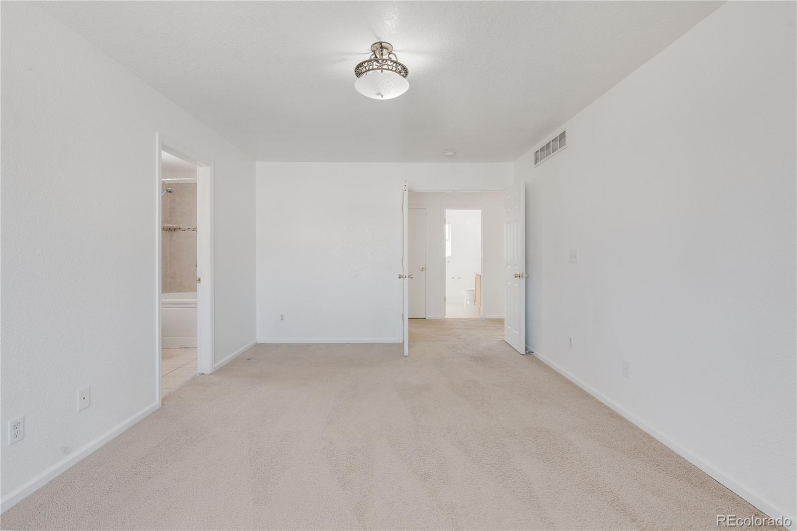 MLS Image #14 for 19656 e 50th avenue,denver, Colorado
