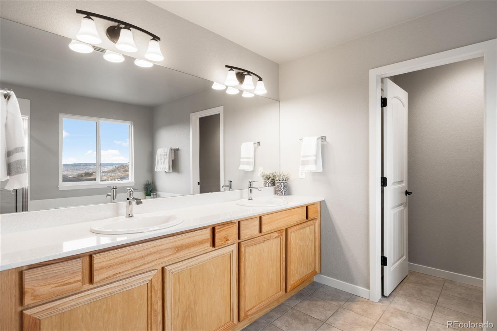 MLS Image #25 for 4765  mesa top drive,monument, Colorado