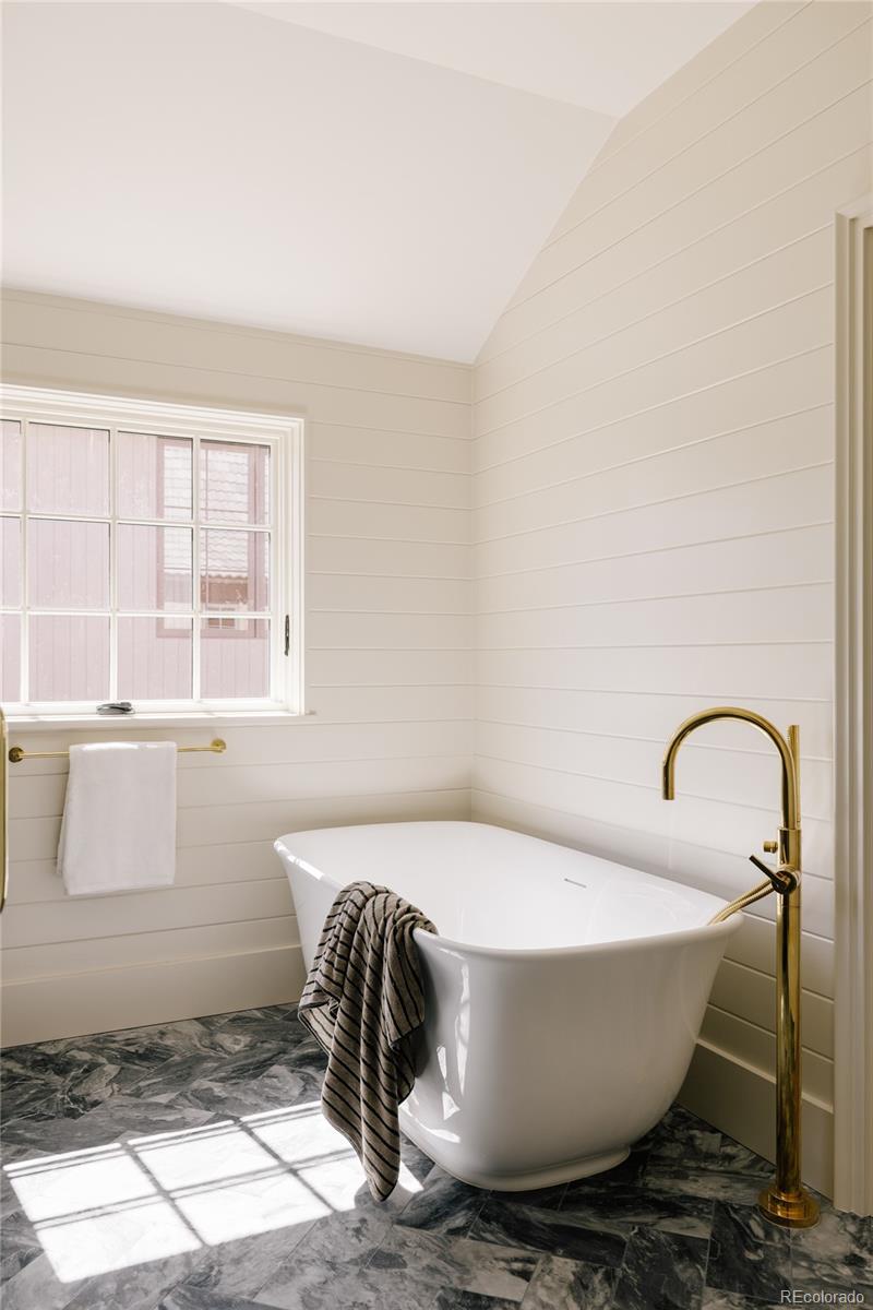 MLS Image #18 for 858 s saint paul street,denver, Colorado