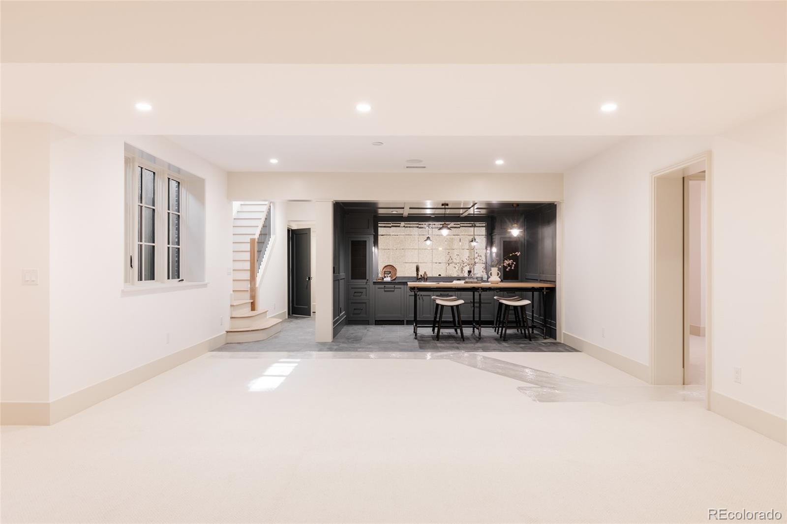 MLS Image #26 for 858 s saint paul street,denver, Colorado