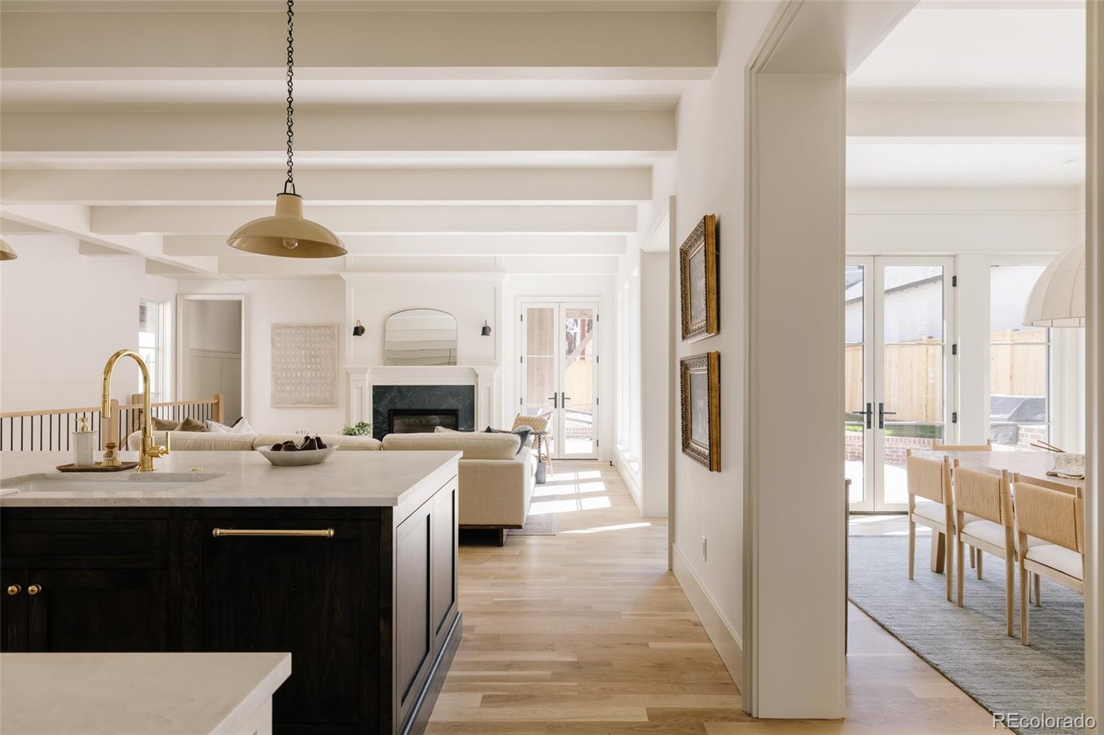 MLS Image #4 for 858 s saint paul street,denver, Colorado