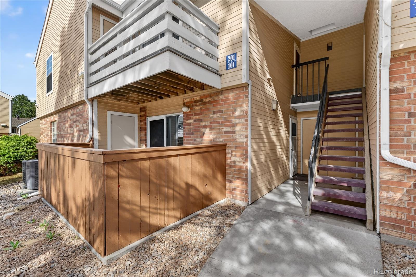 MLS Image #2 for 3320 s ammons street,lakewood, Colorado