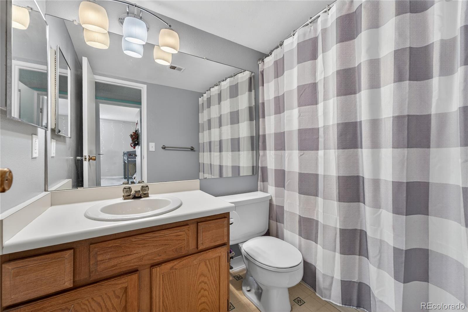 MLS Image #23 for 3320 s ammons street,lakewood, Colorado