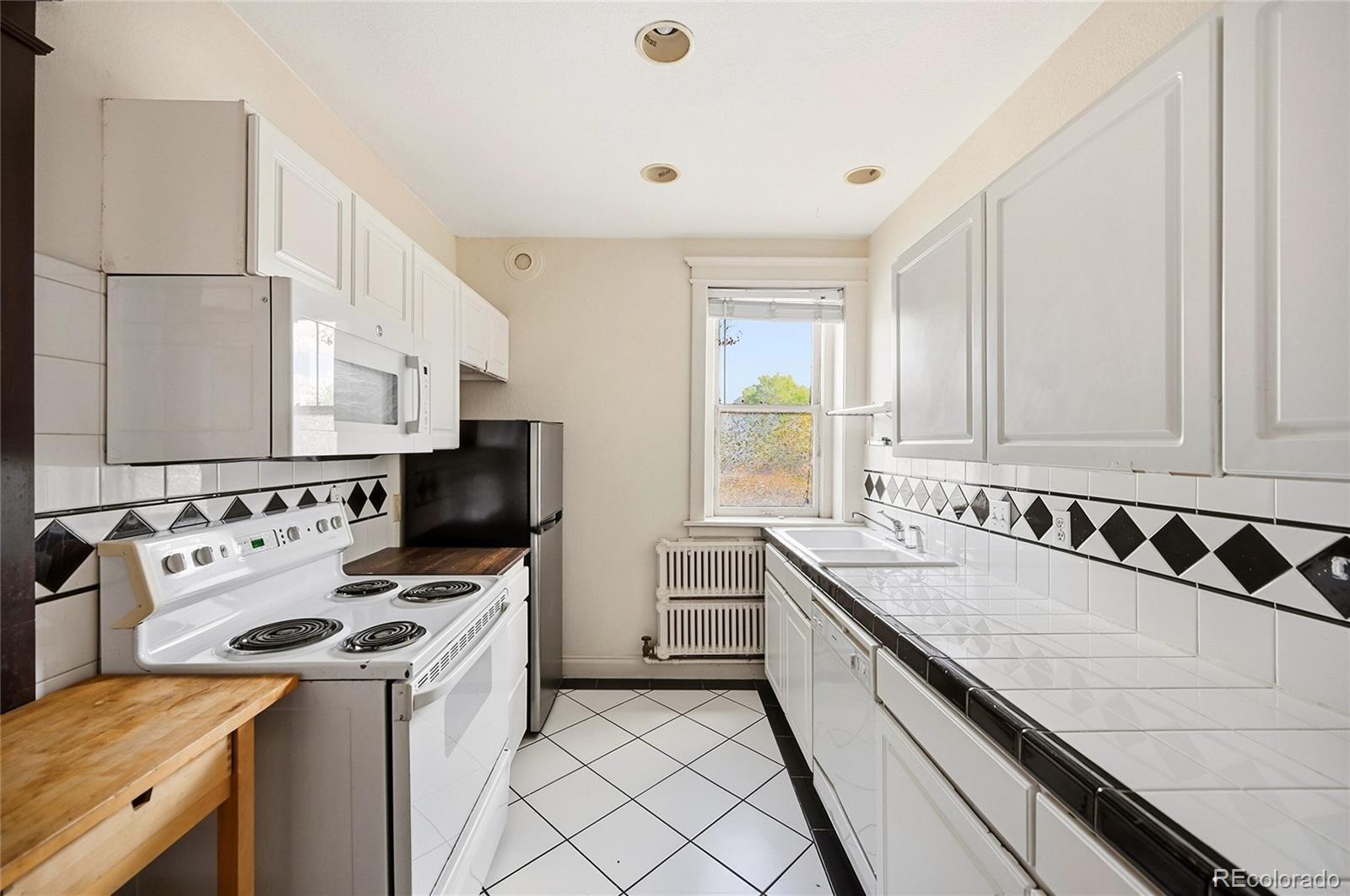 MLS Image #10 for 1475 n humboldt street 2,denver, Colorado