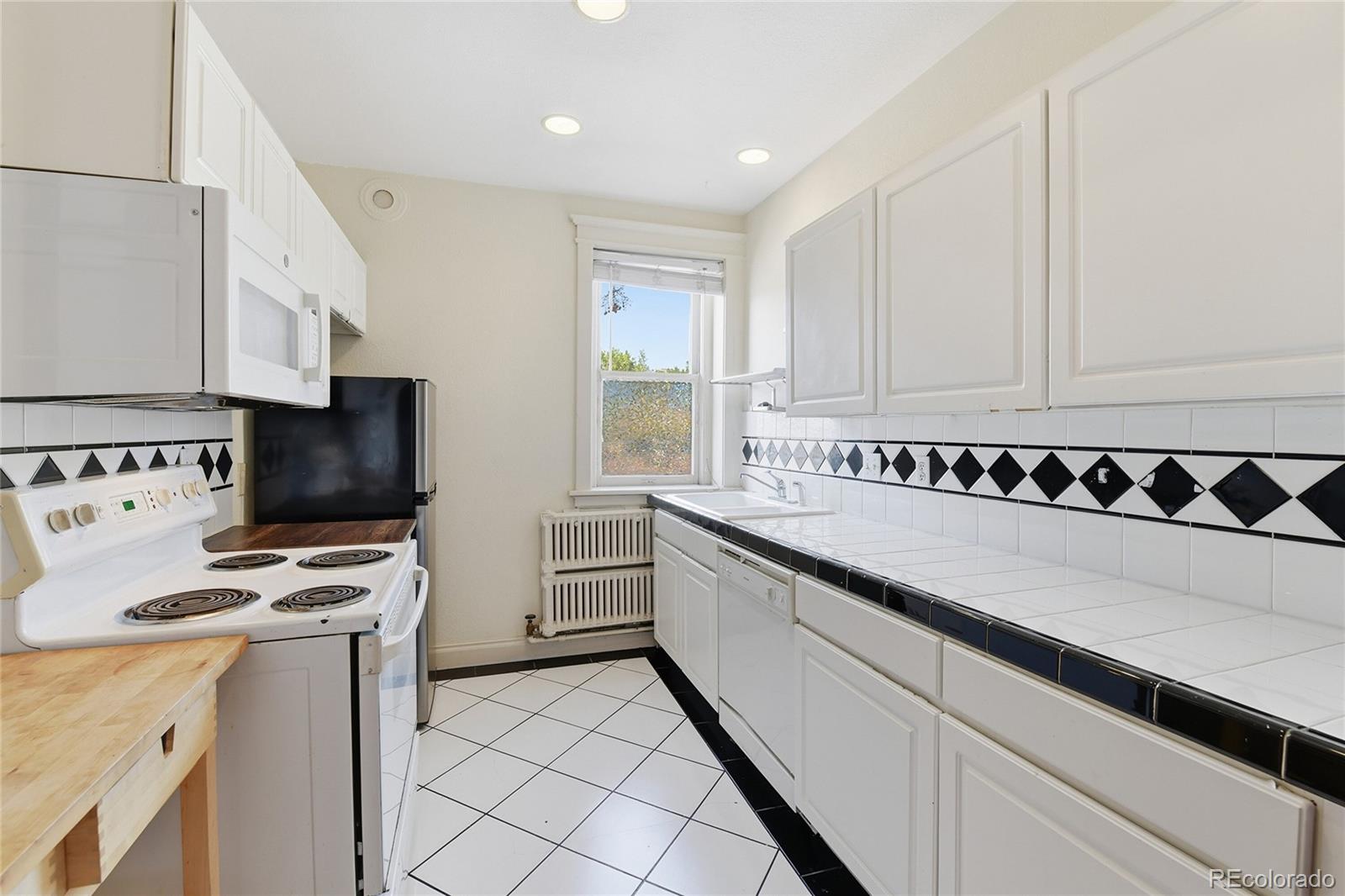 MLS Image #9 for 1475 n humboldt street 2,denver, Colorado