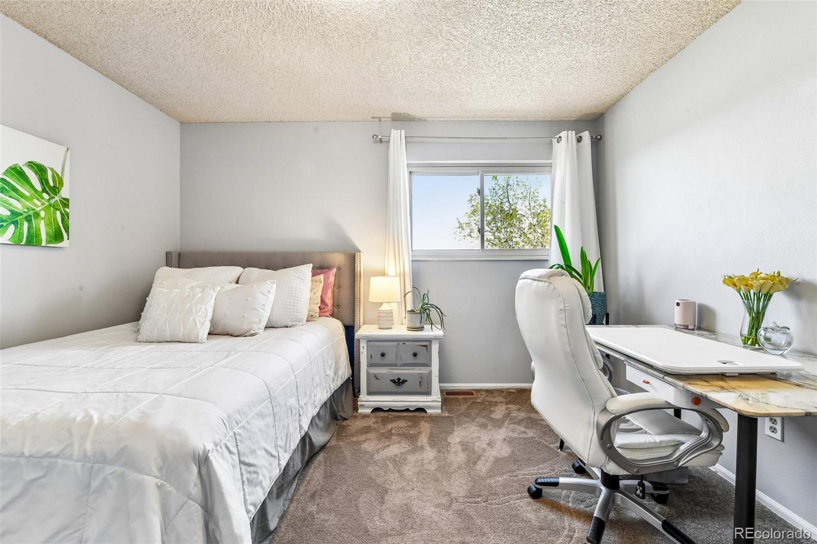 MLS Image #22 for 15979 e 18th place,aurora, Colorado