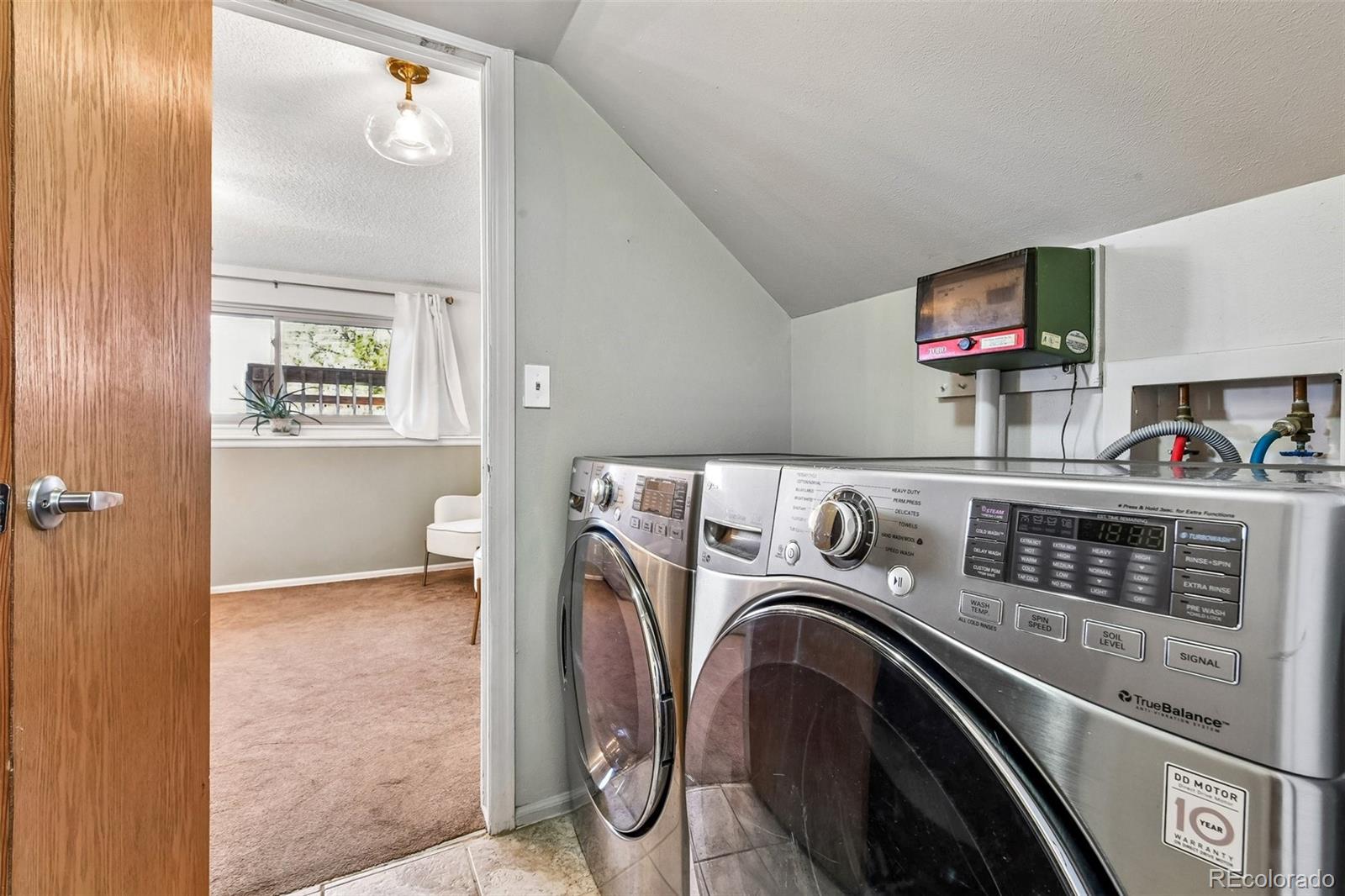 MLS Image #26 for 15979 e 18th place,aurora, Colorado