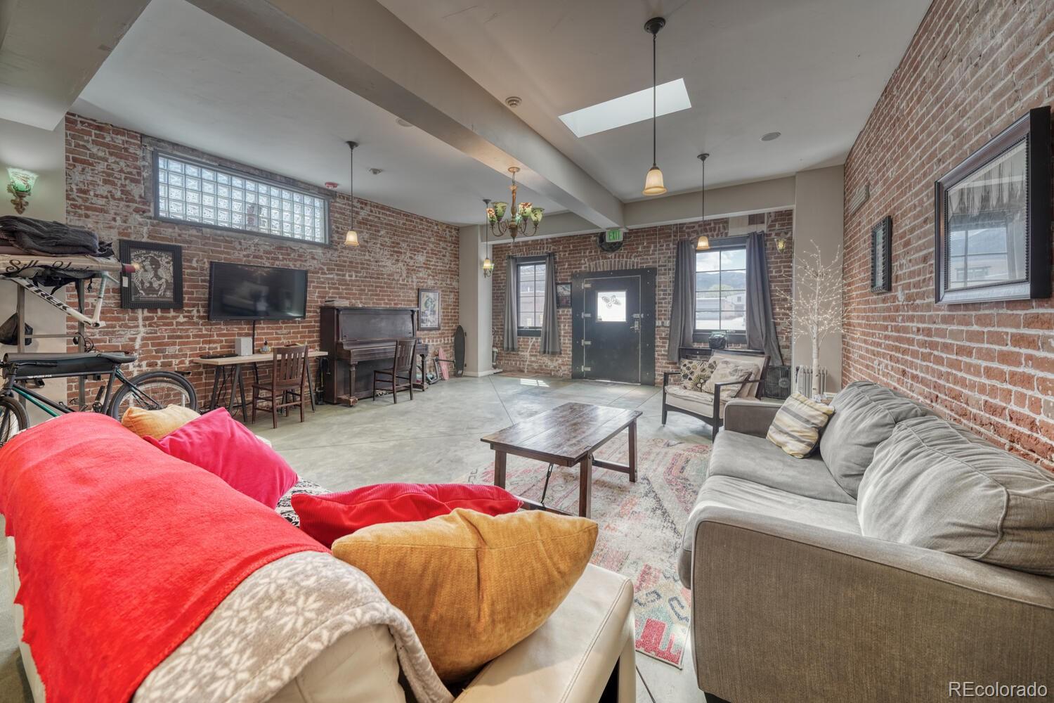 MLS Image #14 for 119 e 1st street,salida, Colorado