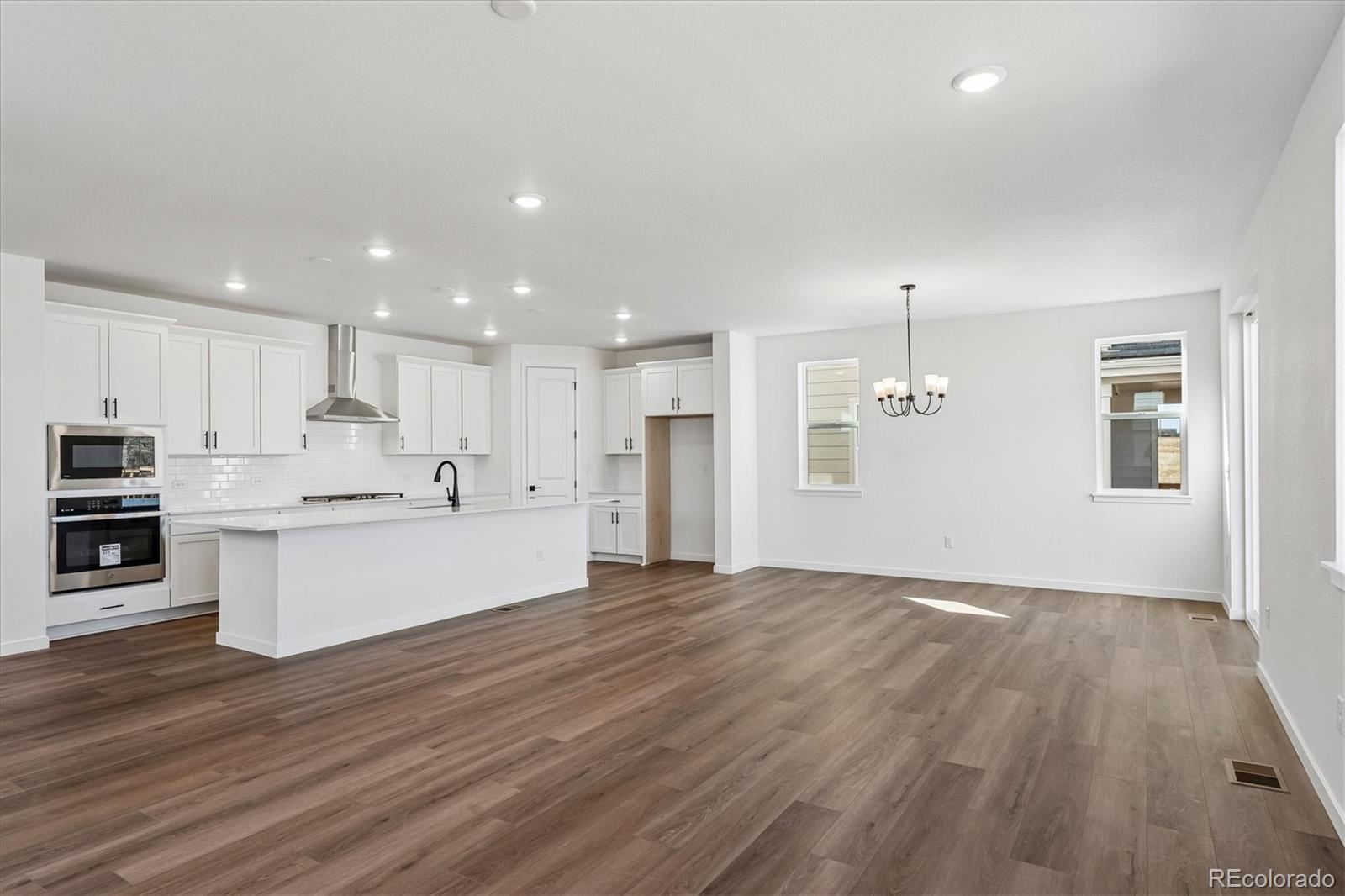 MLS Image #10 for 9156  hayden peak street,englewood, Colorado