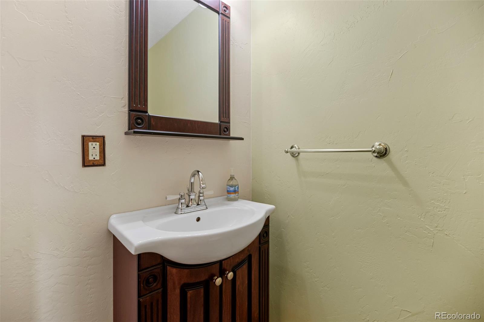 MLS Image #22 for 305  genevas way,black hawk, Colorado