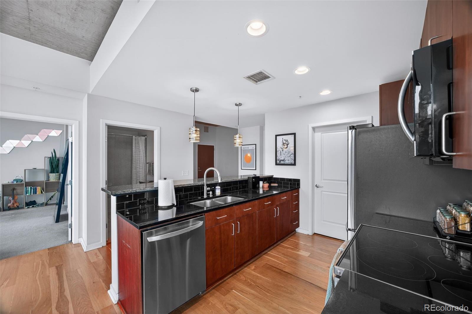 MLS Image #7 for 1700  bassett street 2012,denver, Colorado