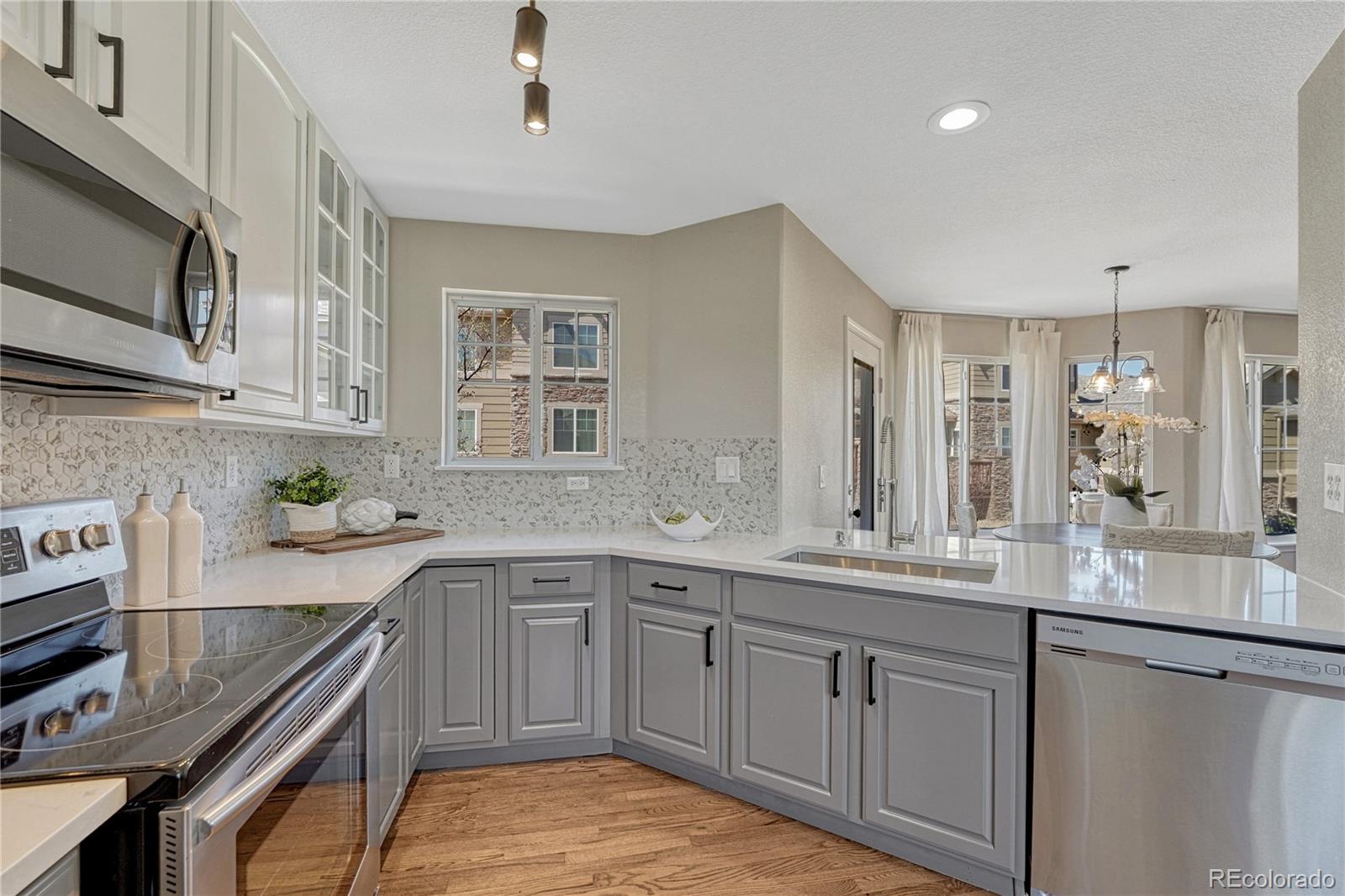 MLS Image #15 for 22032 e irish drive,aurora, Colorado