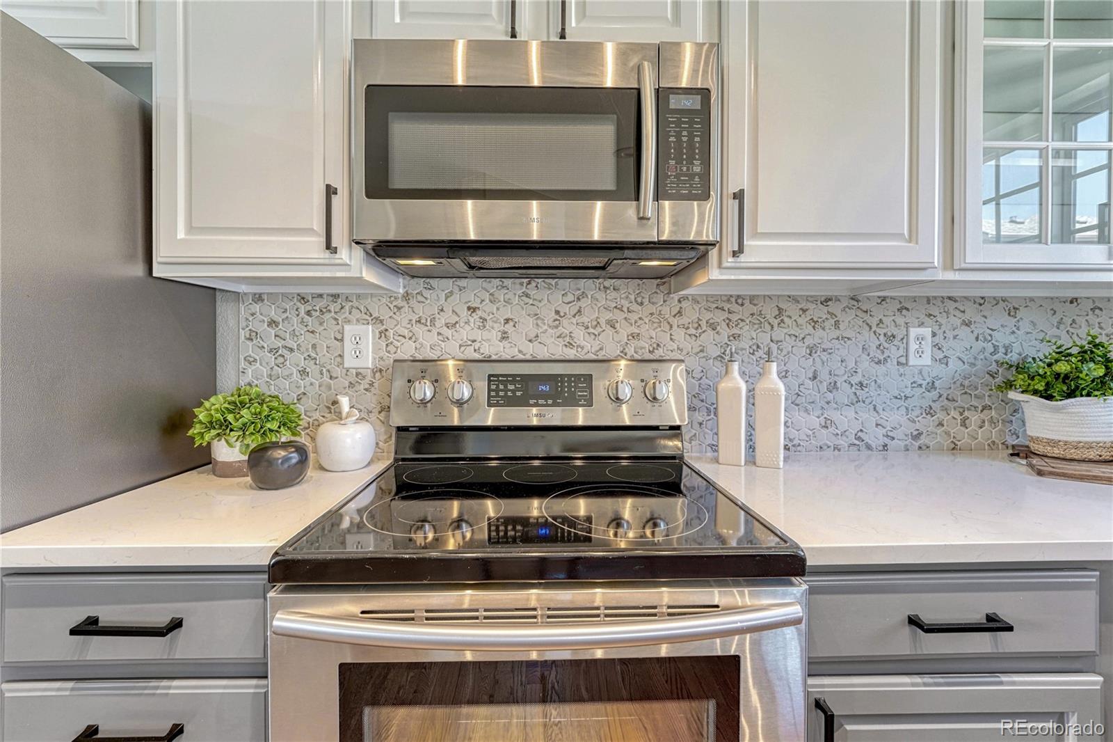 MLS Image #21 for 22032 e irish drive,aurora, Colorado