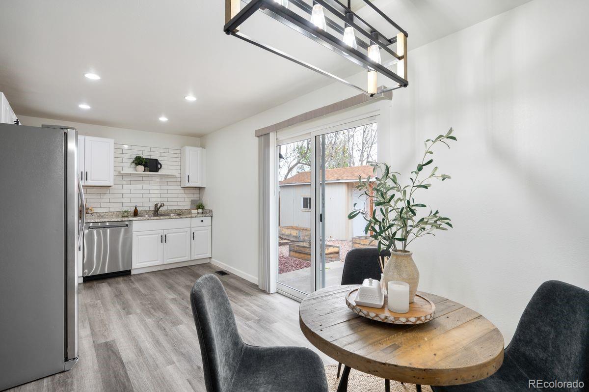 MLS Image #13 for 15014 e 54th avenue,denver, Colorado