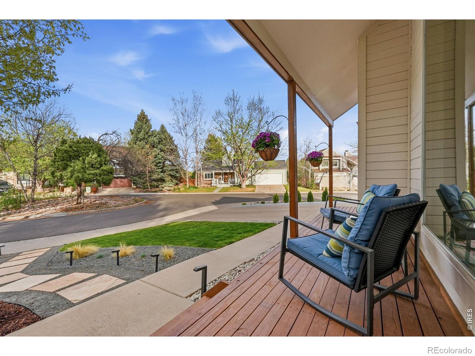MLS Image #2 for 911  cleveland court,louisville, Colorado