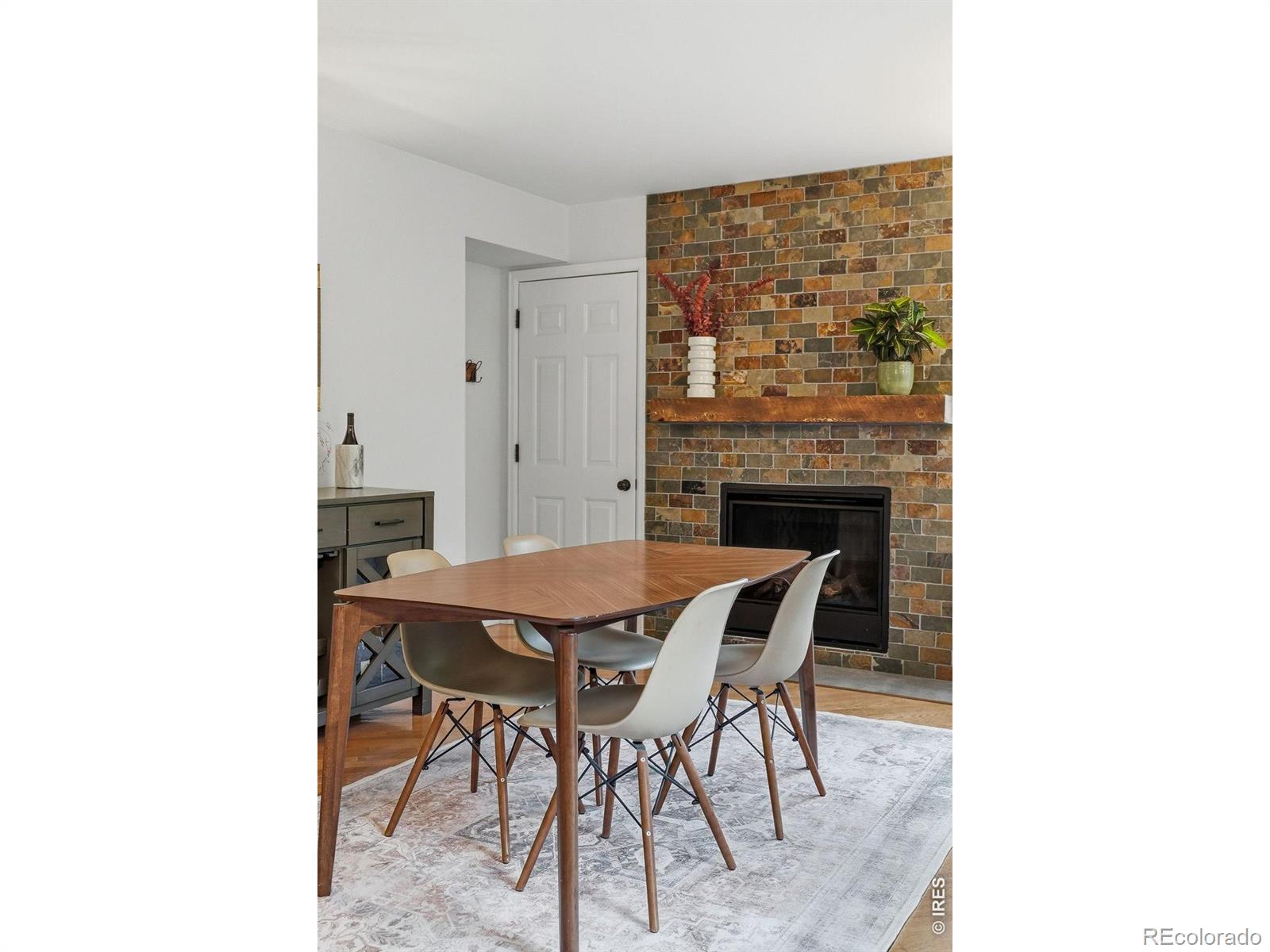 MLS Image #6 for 911  cleveland court,louisville, Colorado