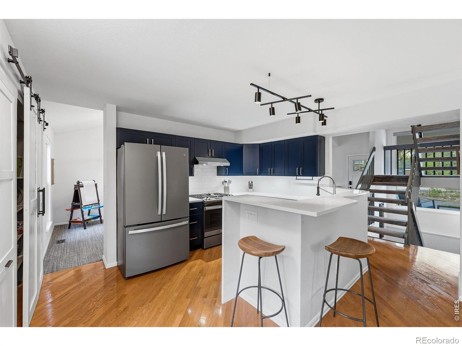 MLS Image #7 for 911  cleveland court,louisville, Colorado