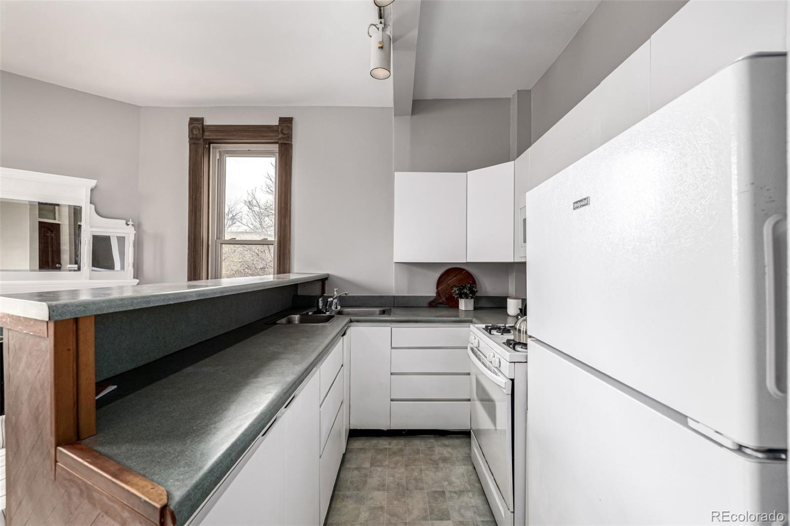 MLS Image #13 for 107 n pearl street b,denver, Colorado