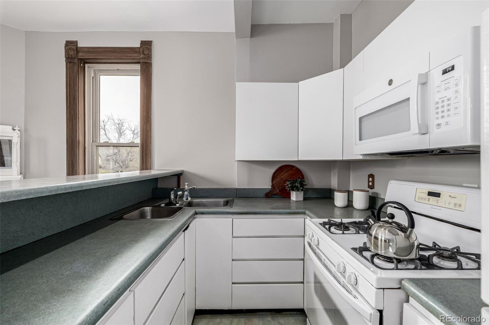 MLS Image #14 for 107 n pearl street b,denver, Colorado