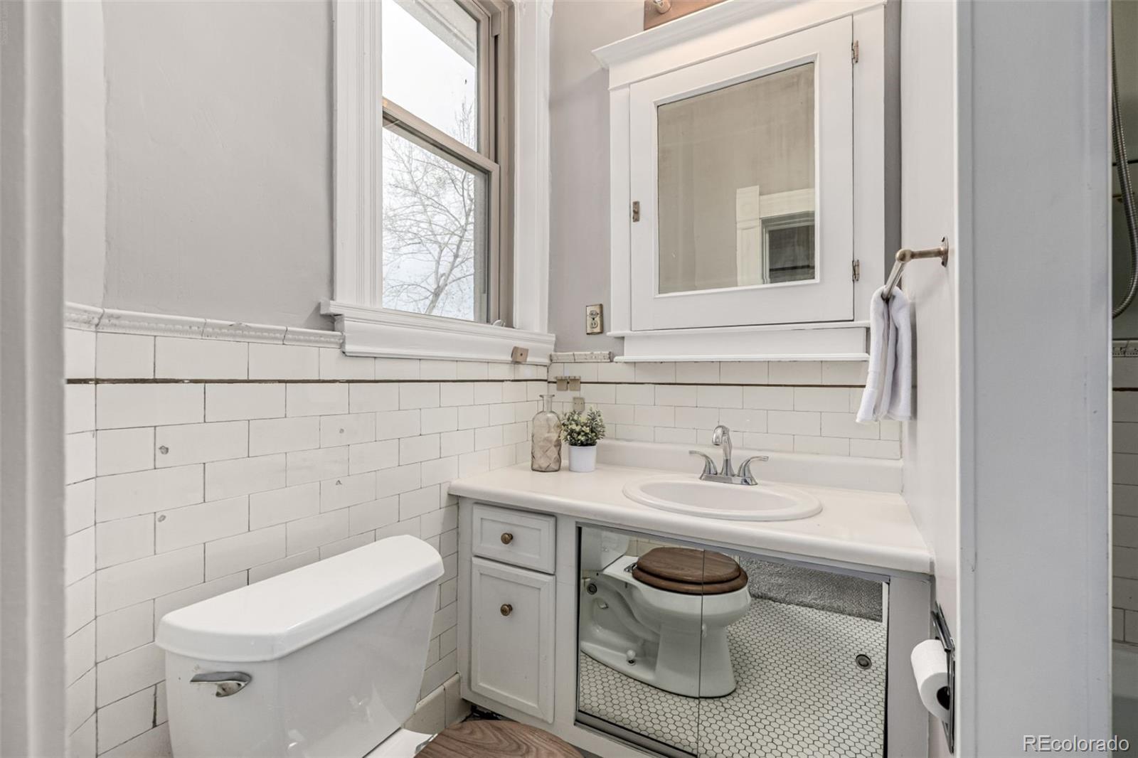 MLS Image #21 for 107 n pearl street b,denver, Colorado