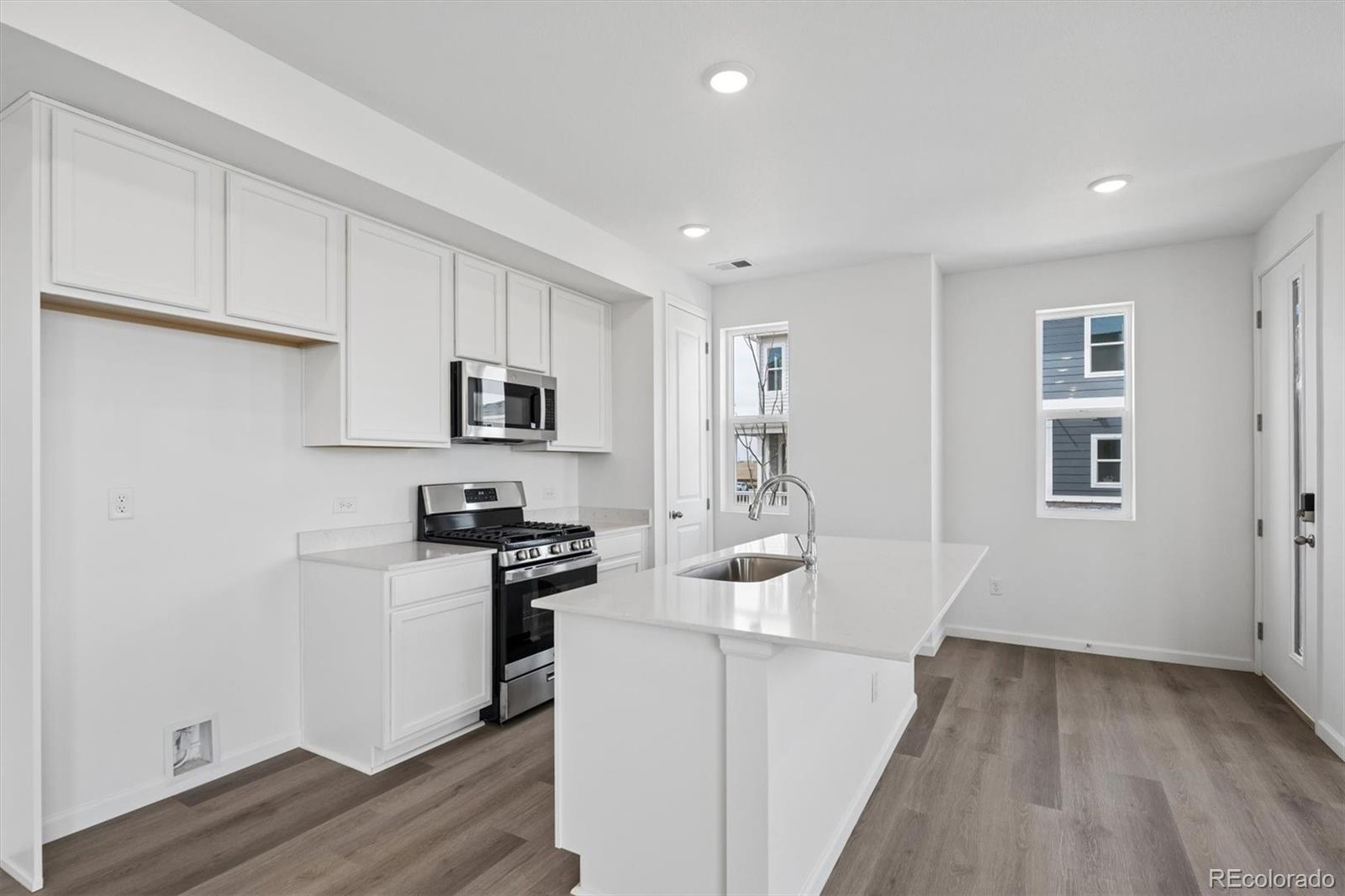 MLS Image #2 for 24161 e 30th place,aurora, Colorado