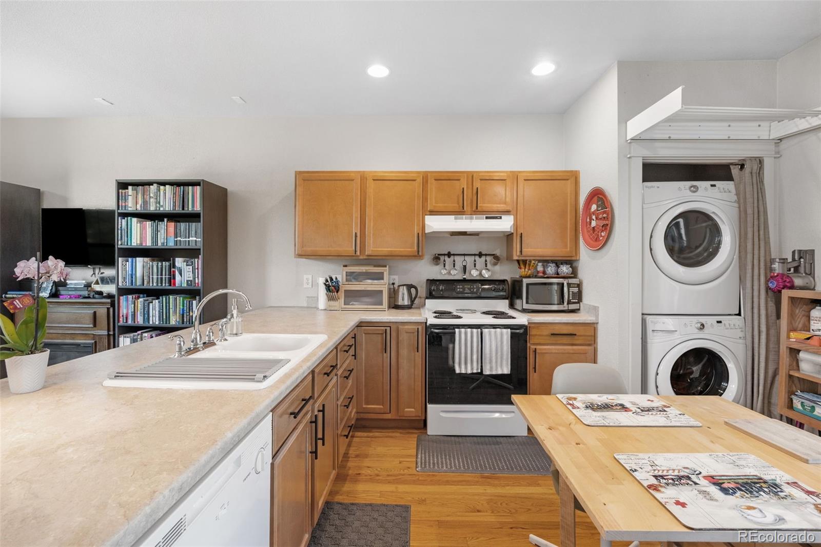 MLS Image #9 for 9358 e 107th place,henderson, Colorado
