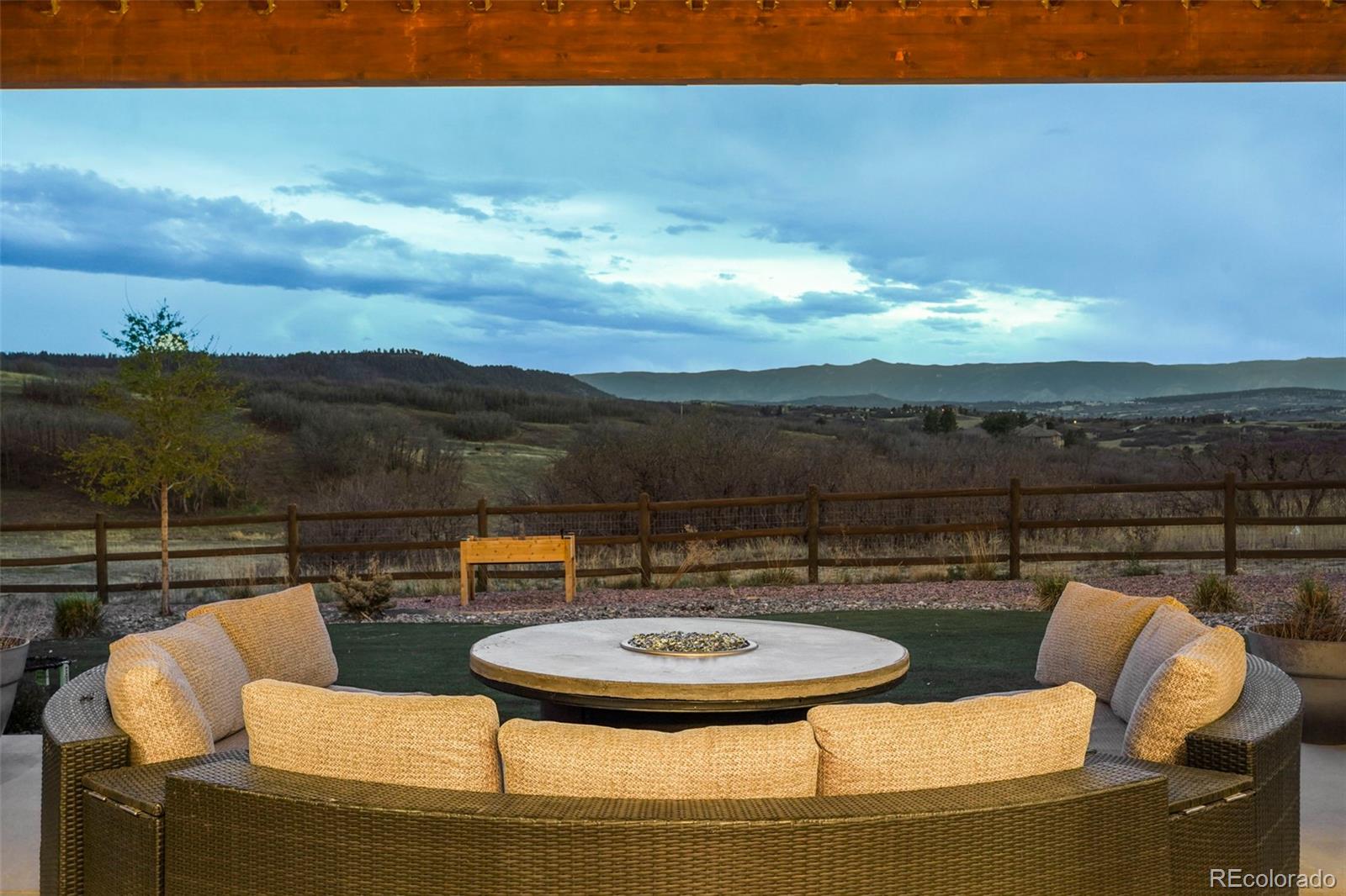 MLS Image #9 for 1544  king mick court,castle rock, Colorado