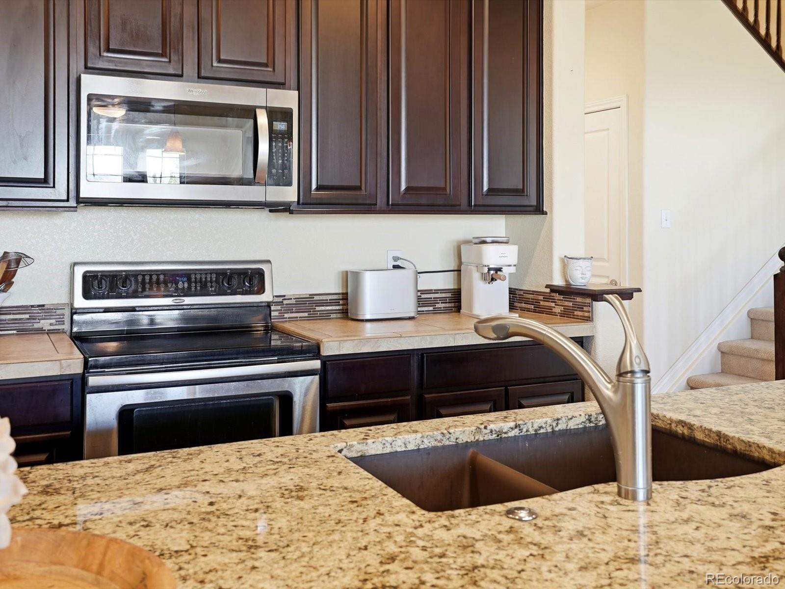 MLS Image #14 for 5884 s taft court,littleton, Colorado