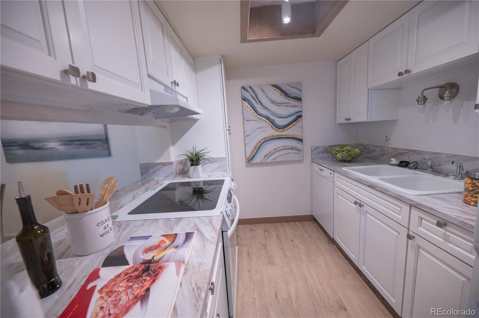 MLS Image #11 for 12108  melody drive 304,denver, Colorado