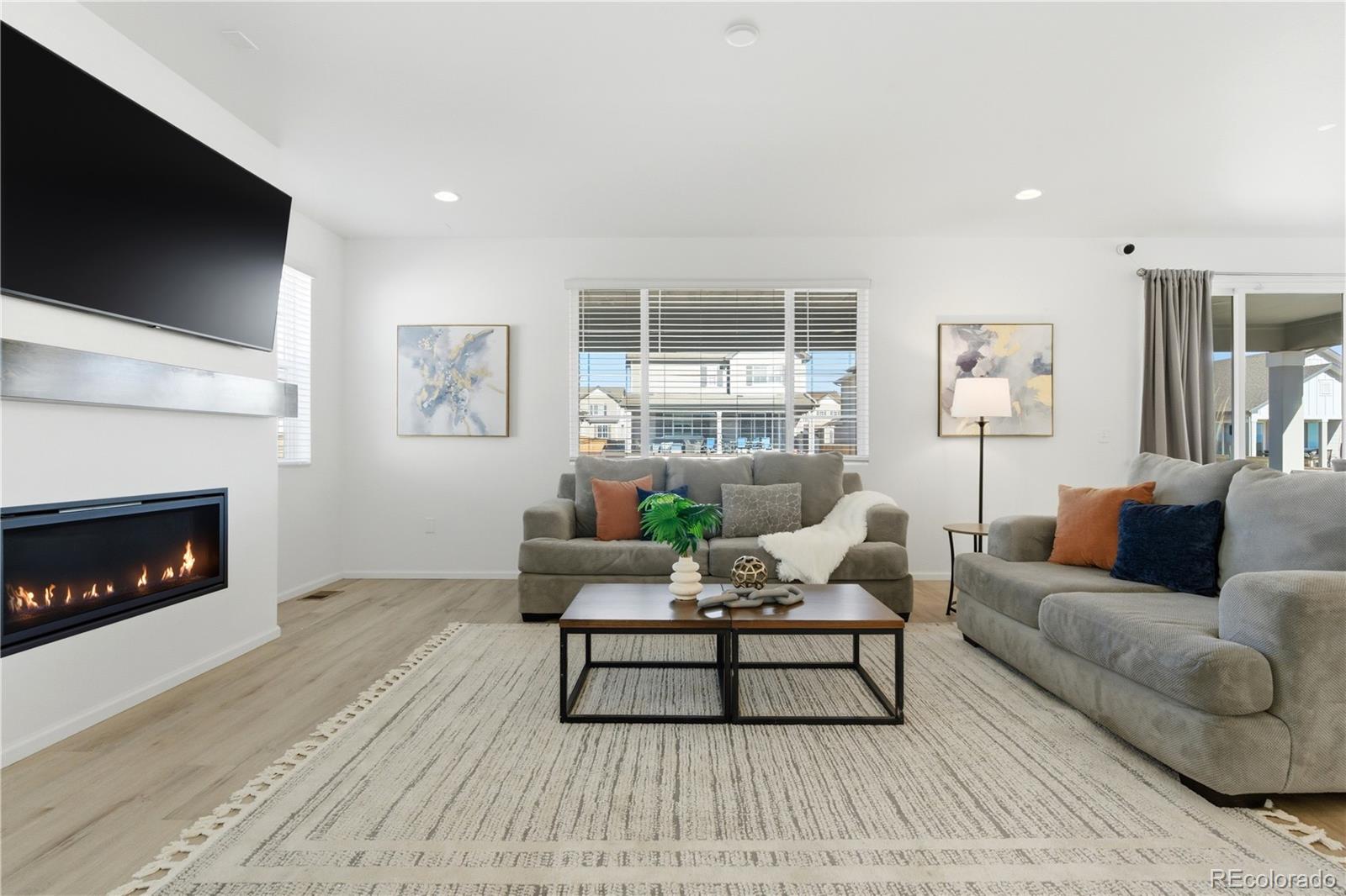 MLS Image #11 for 9074  truckee court,commerce city, Colorado