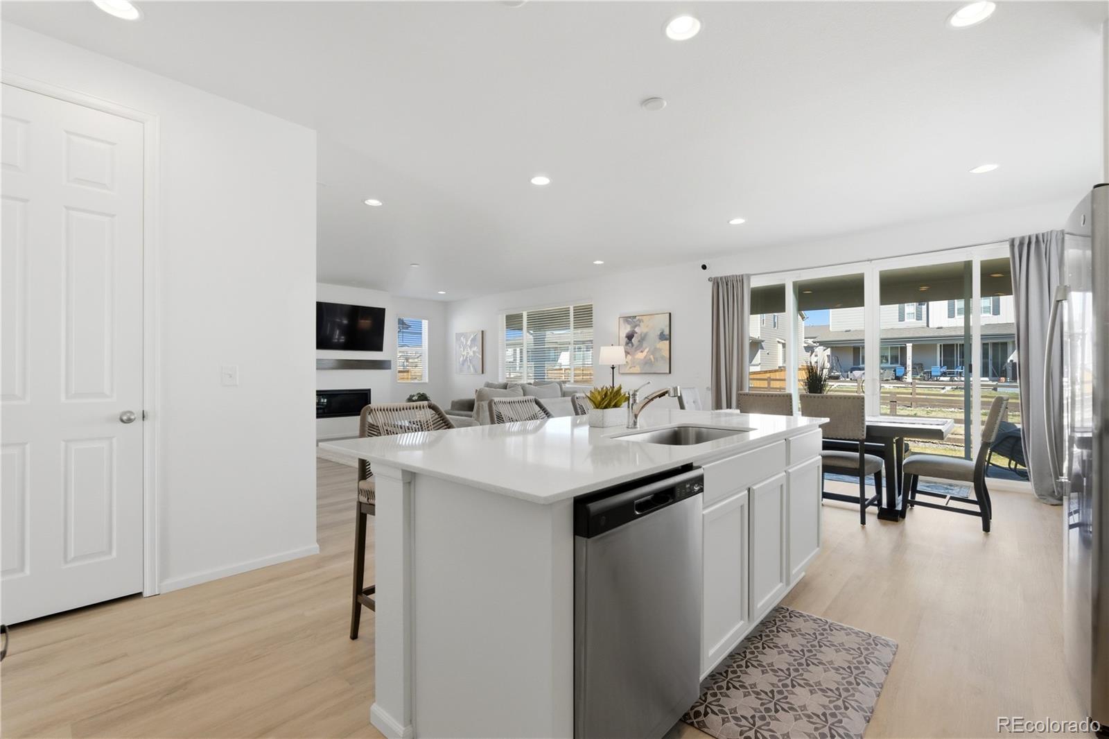 MLS Image #7 for 9074  truckee court,commerce city, Colorado